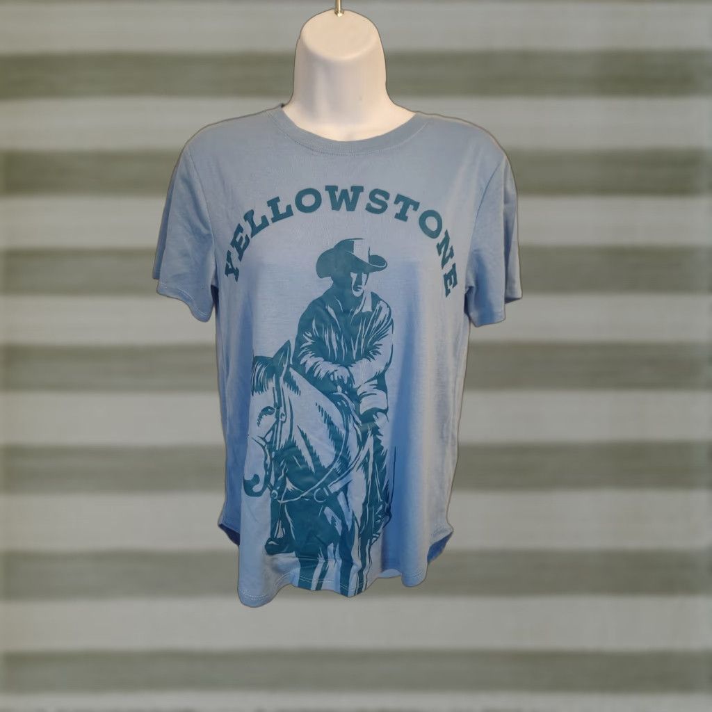 Vintage Yellowstone T-Shirt Womens M Blue Short Sleeve Crew Neck TV Basic Casual Pattern Solid 7-9 Womens Size M / US 6-8 / IT 42-44 - 1 Thumbnail