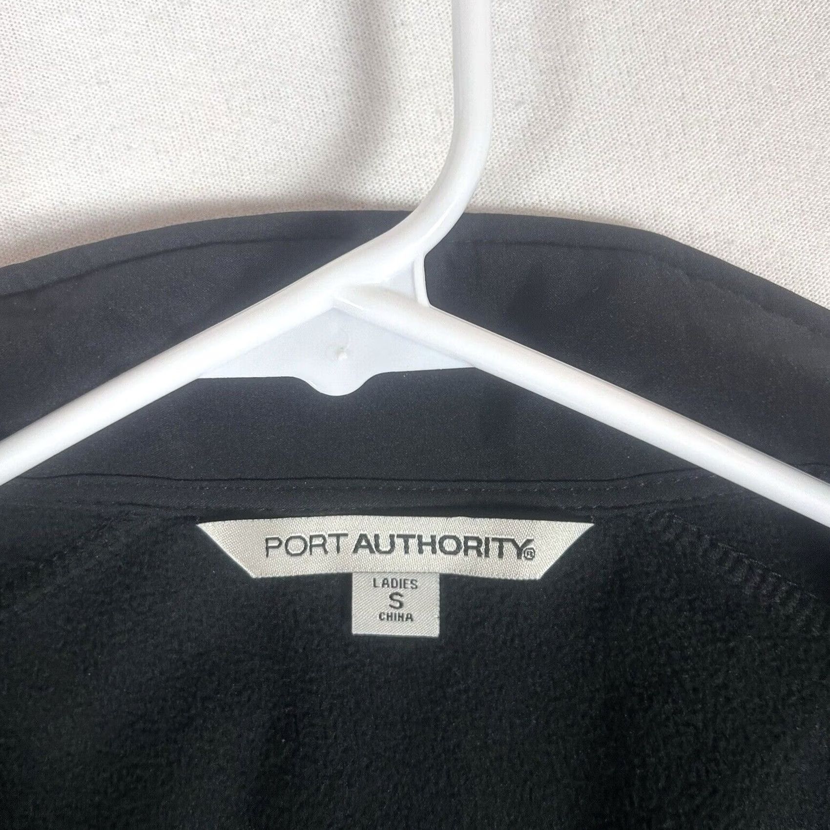 Port Authority Port Authority Jacket Womens Small Zip Up Fleece Lined Hooded All Seasons Short Sleeve Long Sleeve Rain Coat USA Logo Size S / US 4 / IT 40 - 4 Thumbnail
