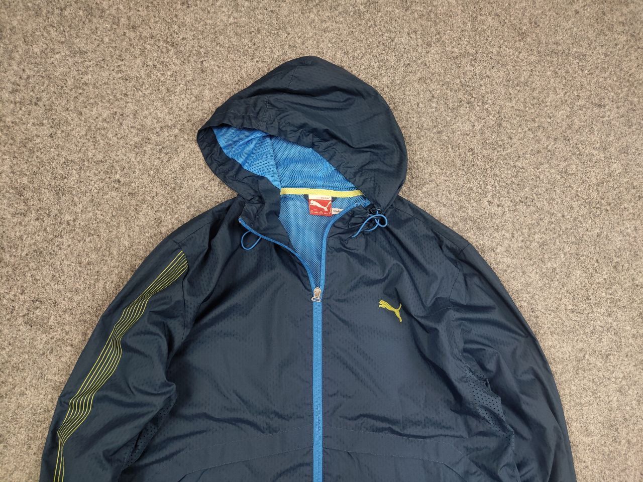 Puma Vintage Puma Light Zip Windbreaker Hoodie Jacket Y2K Style Size US M / EU 48-50 / 2 - 4 Thumbnail
