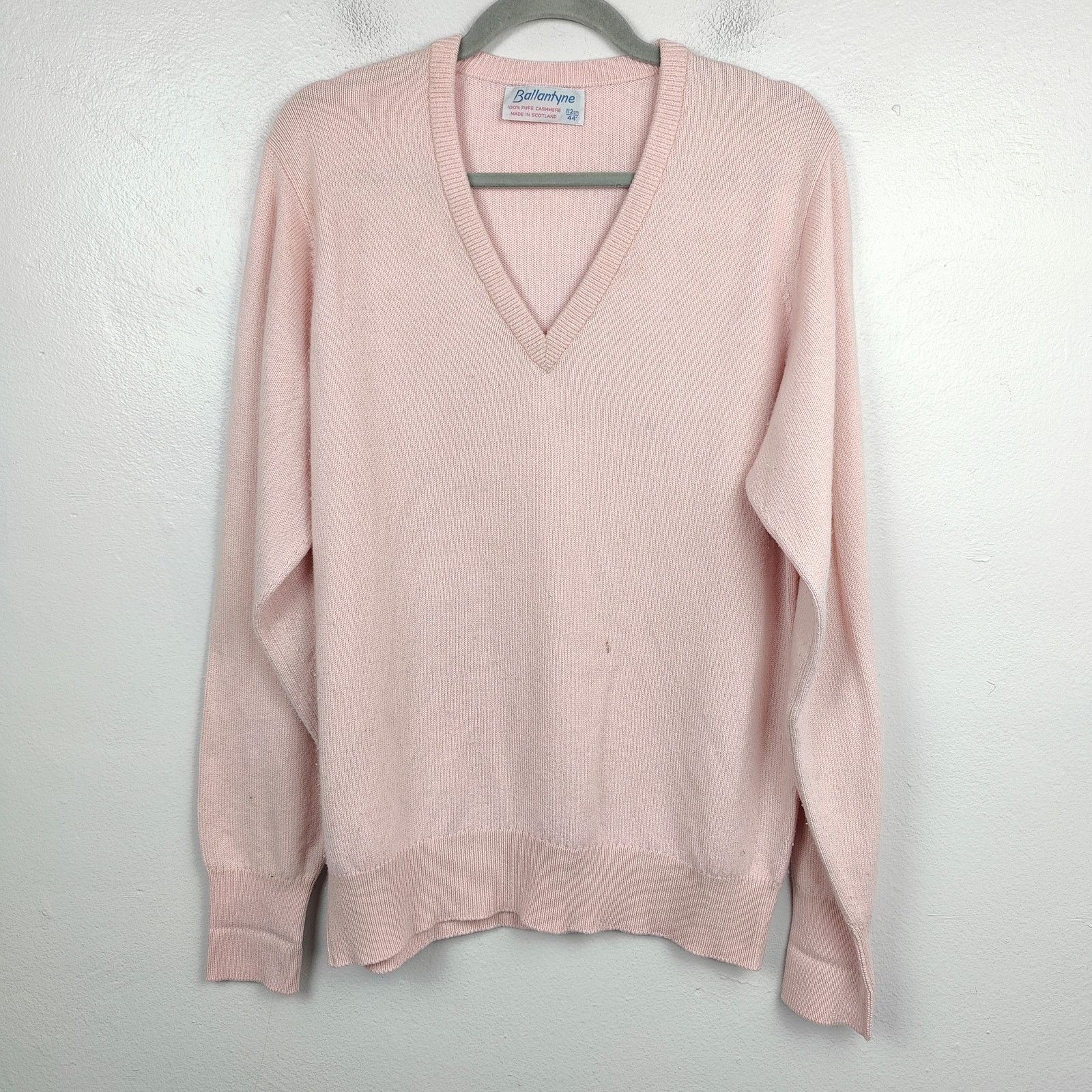 Other Vintage Ballantyne Cashmere Sweater Mens Large Pink V-Neck Size US L / EU 52-54 / 3 - 1 Thumbnail