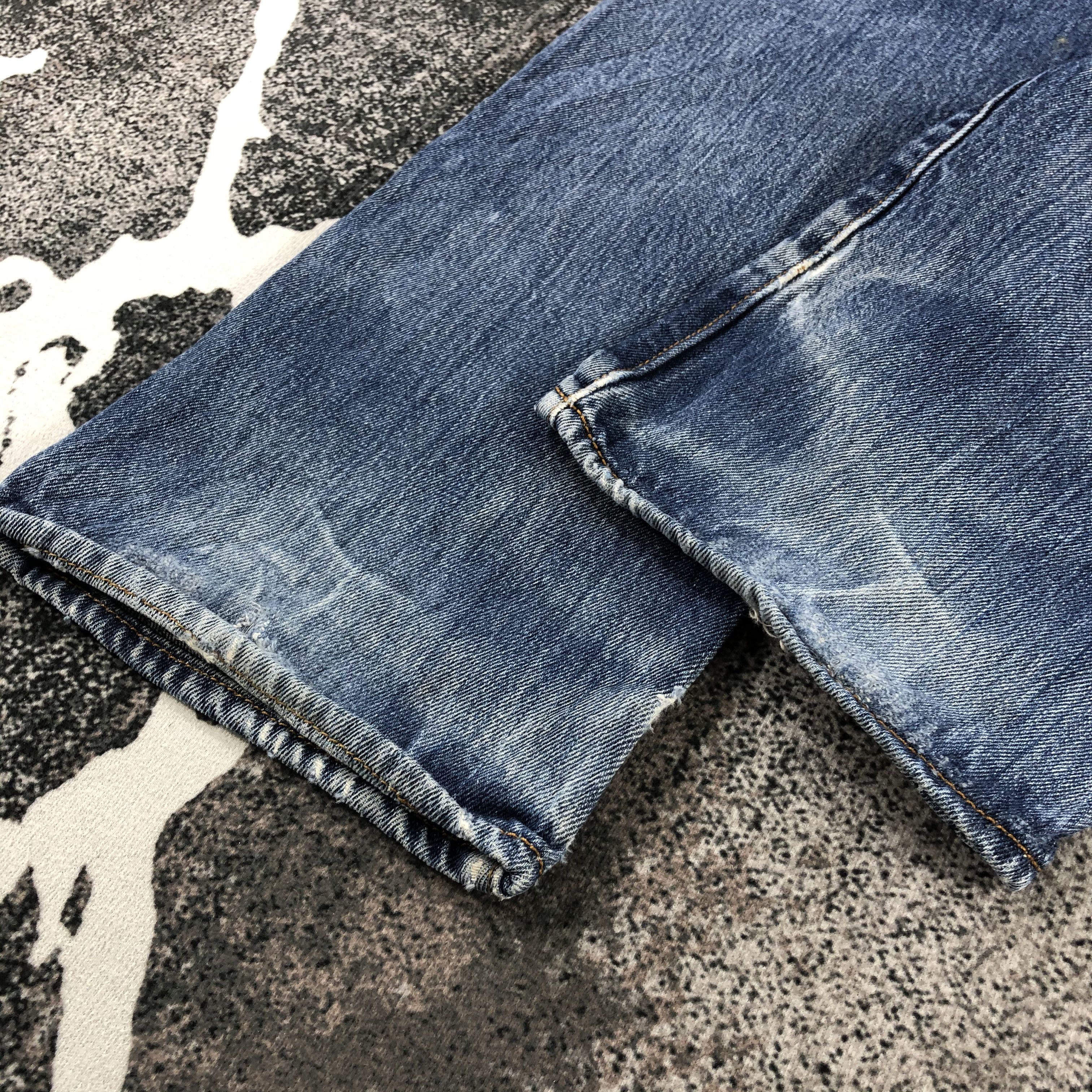 Levi's Vintage Levis 501 Jeans Blue Wash Denim KJ937 Size US 34 / EU 50 - 6 Thumbnail