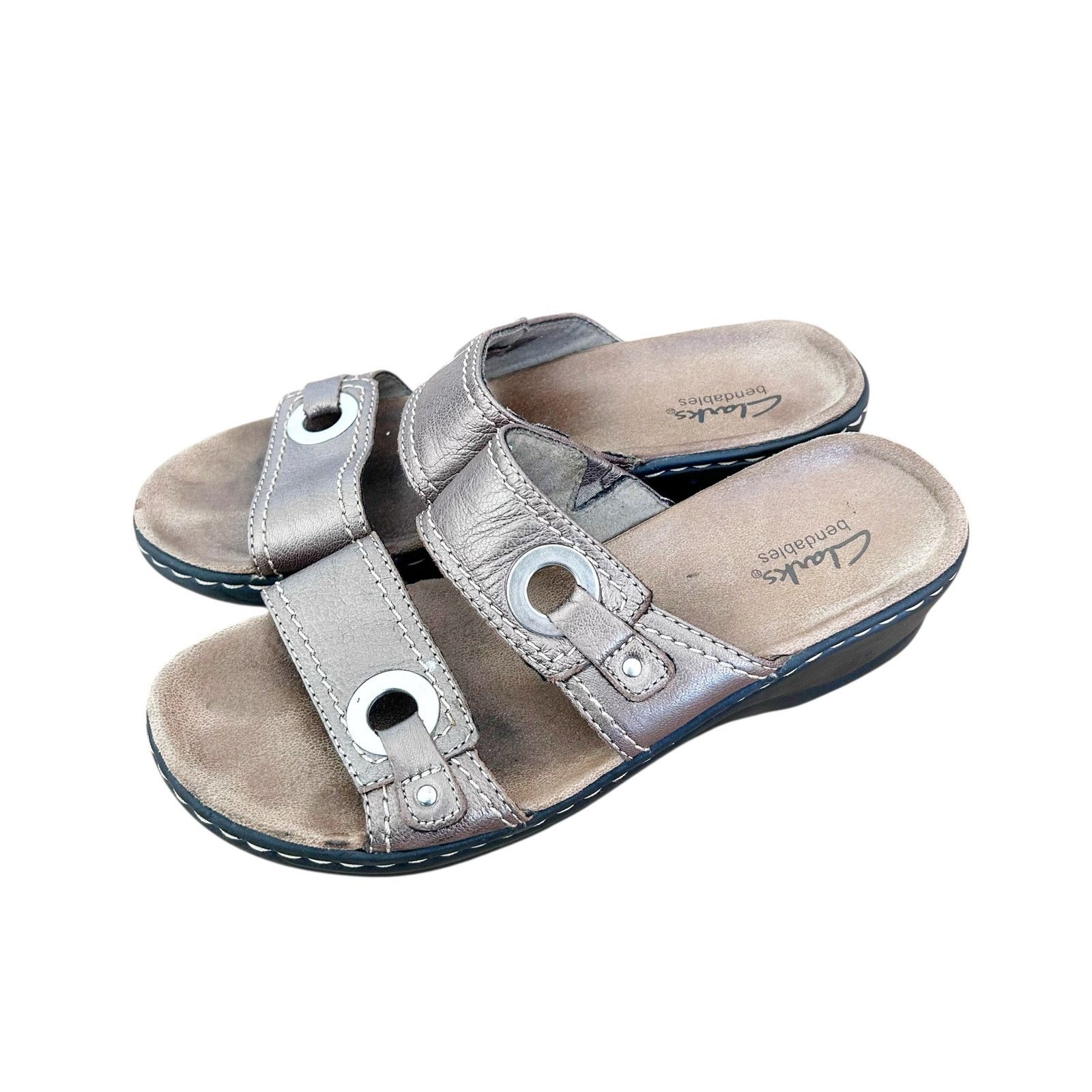 Clarks Clarks Bendables Silver Metallic Slide Sandals Sz 6.5 Size US 6.5 / IT 36.5 - 4 Thumbnail