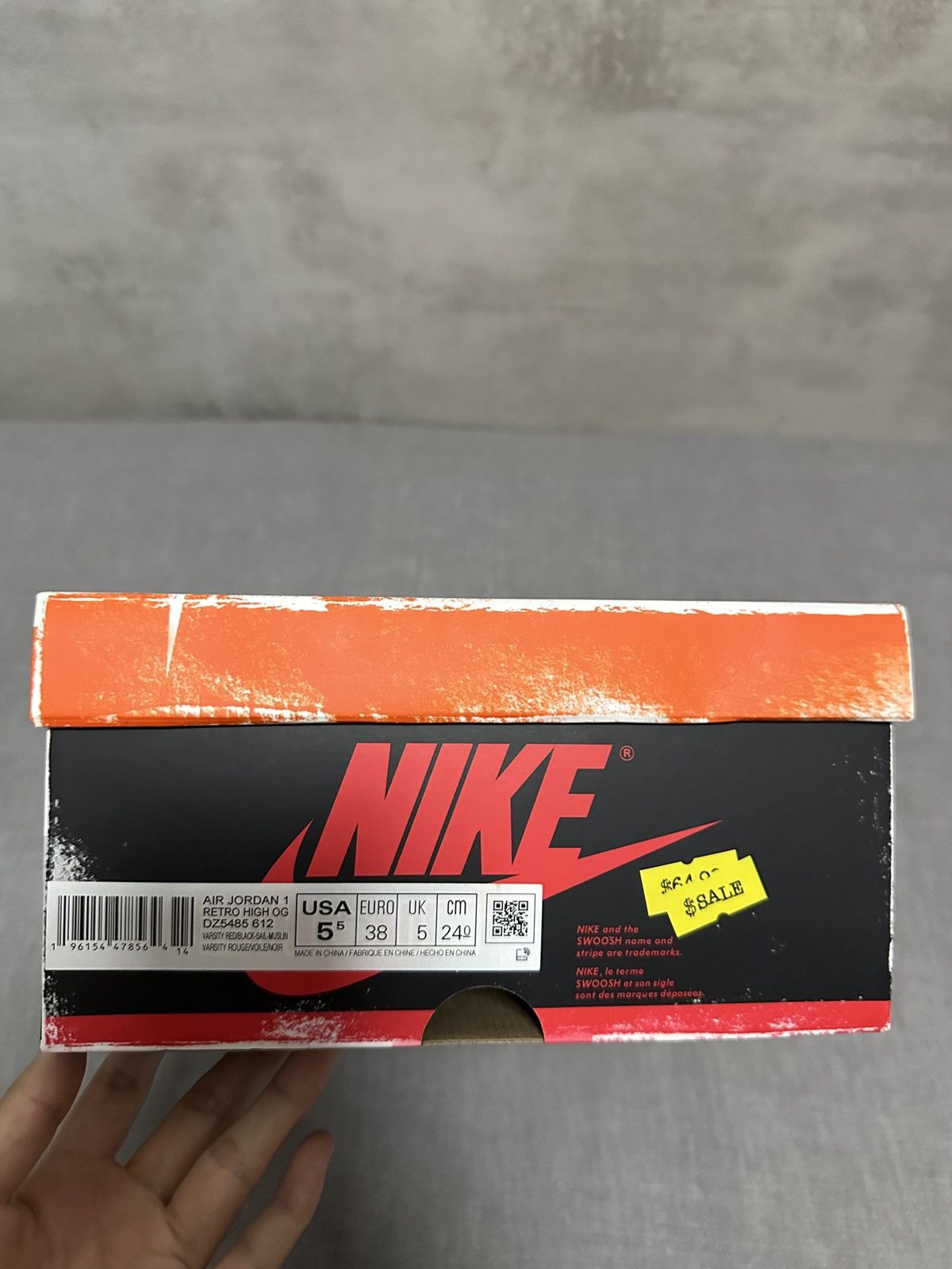 Jordan Brand × Nike Jordan 1 Retro High OG Chicago Lost and Found size 5.5 Size US 5.5 / EU 38 - 6 Thumbnail
