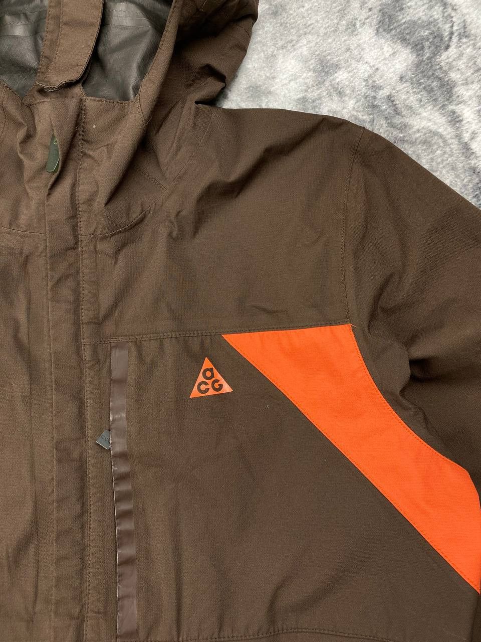 Nike ACG Nike ACG Gore-Tex Windbreaker Light Jacket Men Size S Brown Size US S / EU 44-46 / 1 - 4 Thumbnail