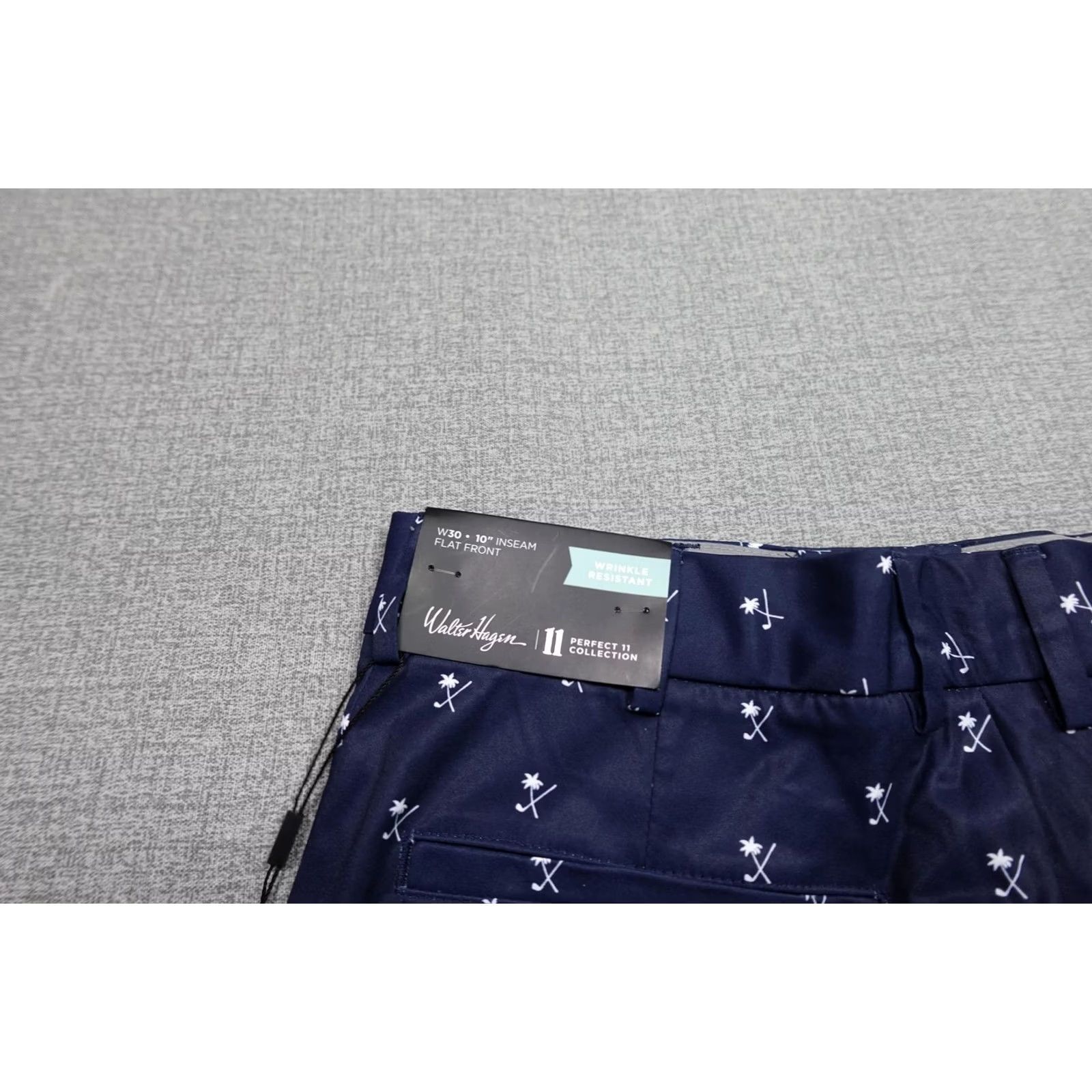Vintage Walter Hagen Perfect 11 Palm Clubs Print Shorts Mens 30 Navy Palm Club Print Golf 10 Inseam NWT Size US 30 / EU 46 - 2 Thumbnail