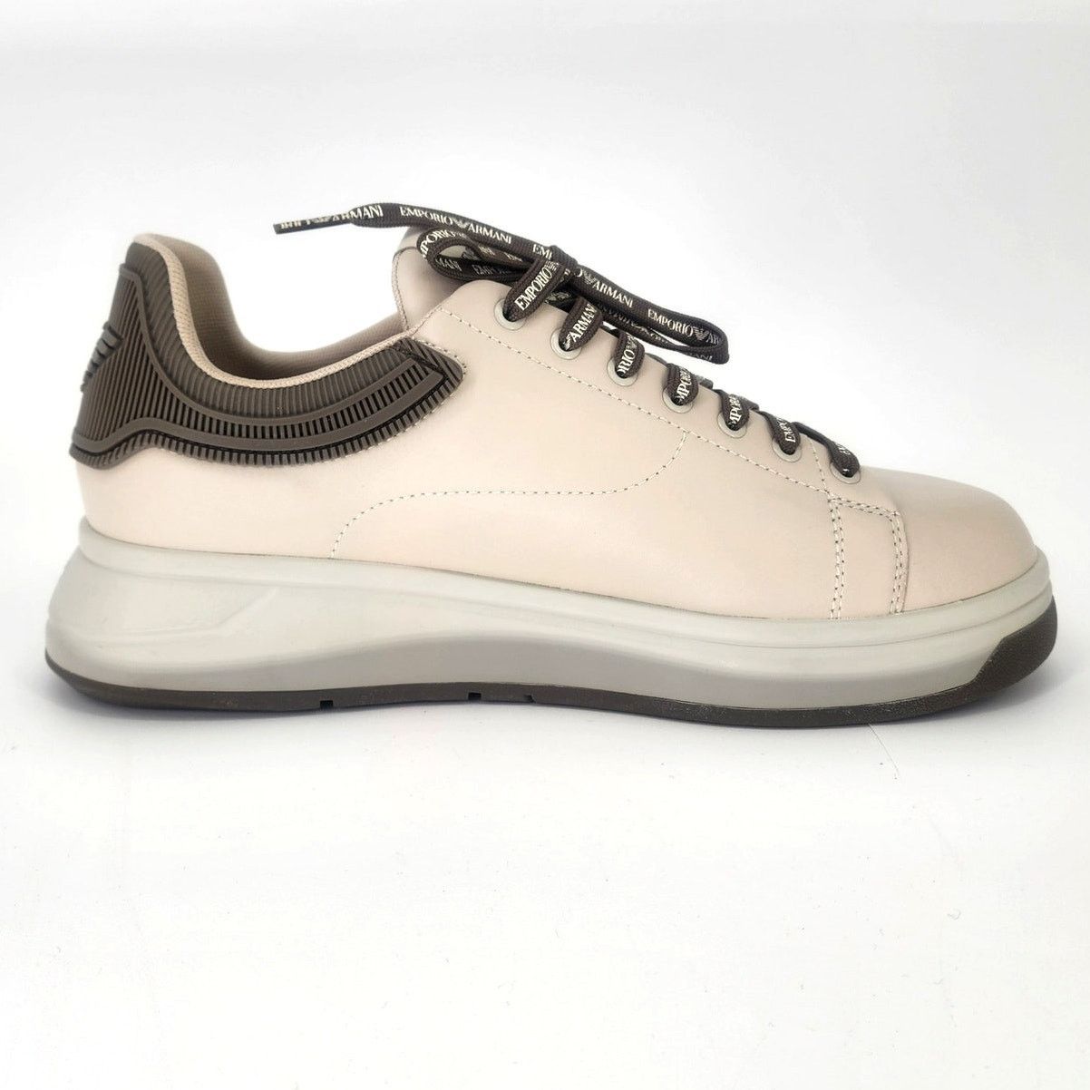 Emporio Armani Emporio Armani Beige Leather Low-Top Sneakers 41 Size US 8 / EU 41 - 8 Thumbnail