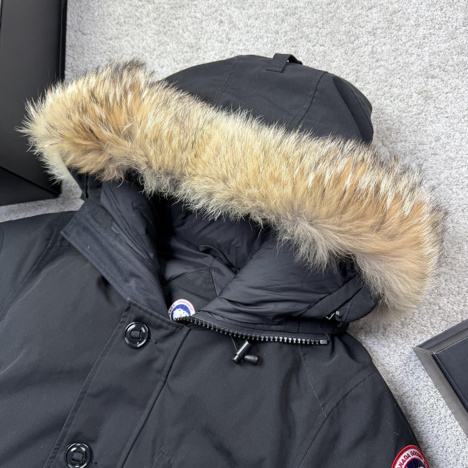Canada Goose Canada Goose Chateau Size S Size US S / EU 44-46 / 1 - 3 Thumbnail