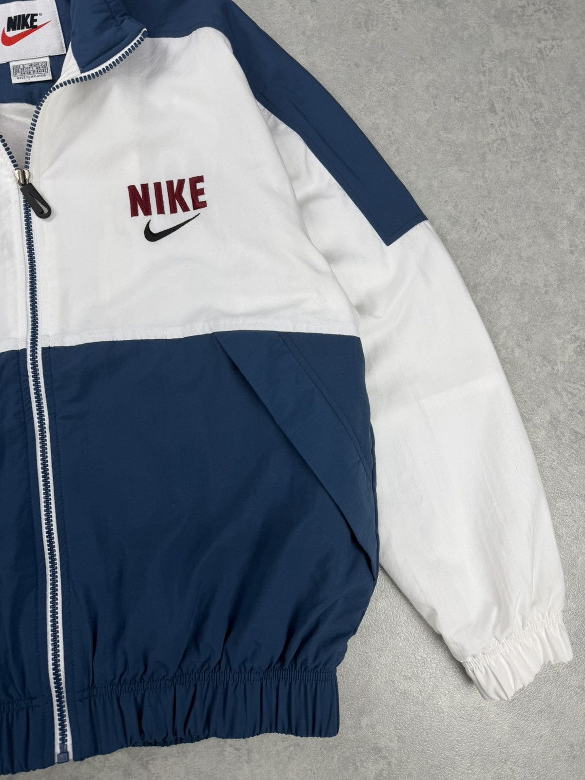 Nike Vintage Nike Winbreaker Treck Jacket Men’s Size S Size US S / EU 44-46 / 1 - 3 Thumbnail