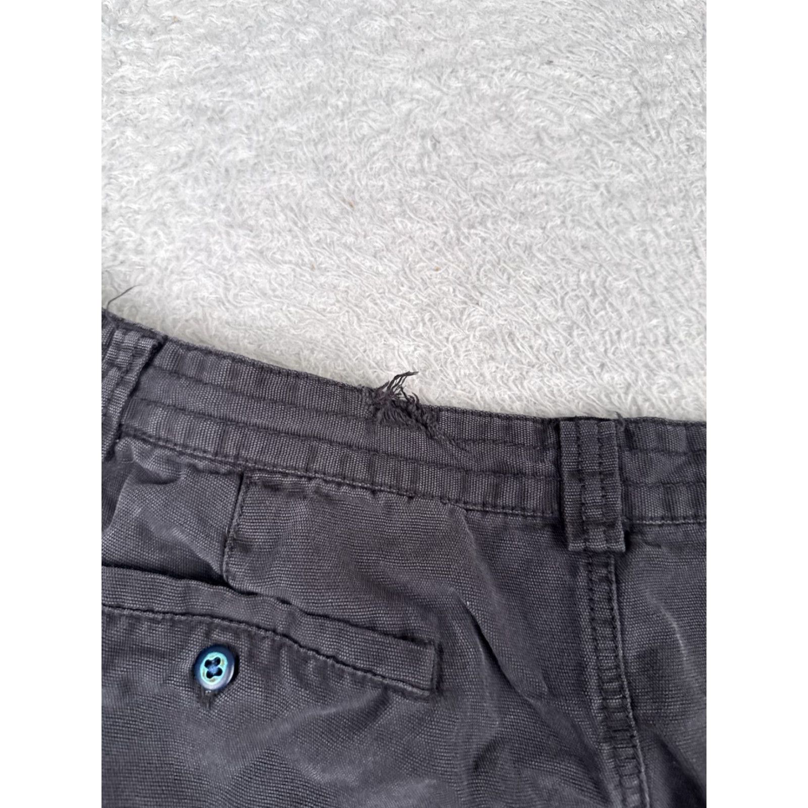 Tommy Bahama Tommy Bahama Shorts Men Cargo Cotton Blend Black 40 Flat Front 9in Inseam Pockets Relax Relaxed Casual With Logo Mens Size US 40 / EU 56 - 2 Thumbnail