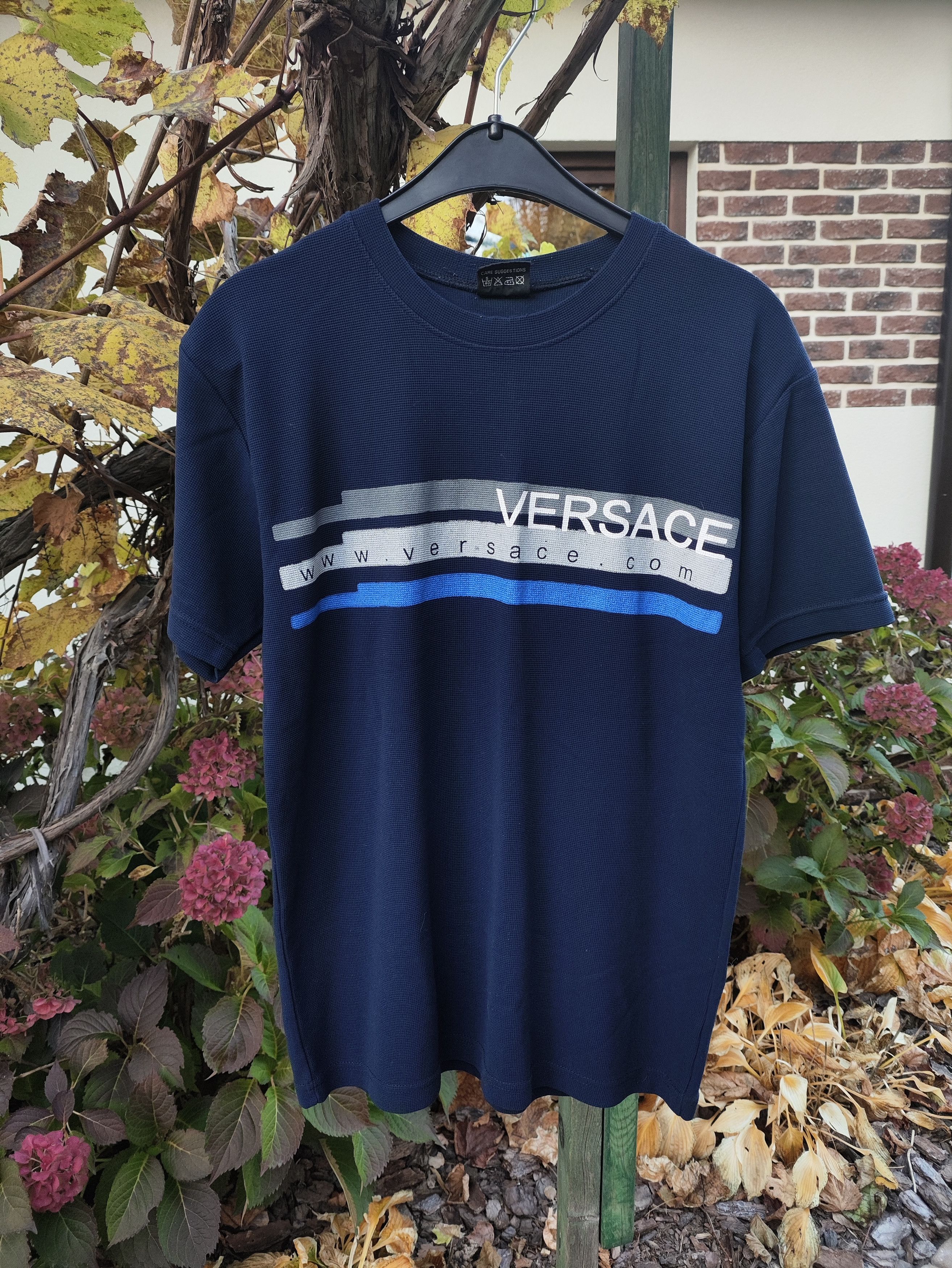 Versace VERSACE Men T-Shirts 78GAHE07CJ00E 003 WHITE | Grailed