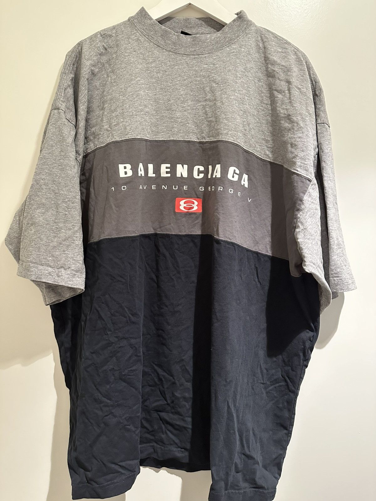 Balenciaga BALENCIAGA 25ss 10 AVENUE GEORGE V TEE Oversized - EXCLUSIVE Size US M / EU 48-50 / 2 - 1 Thumbnail