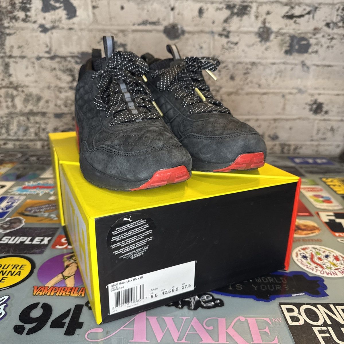 Highsnobiety × Kith × Puma PUMA R698 Ronnie Fieg Highsnobiety A Tale of Two Cities 9.5 Size US 9.5 / EU 42-43 - 9 Thumbnail