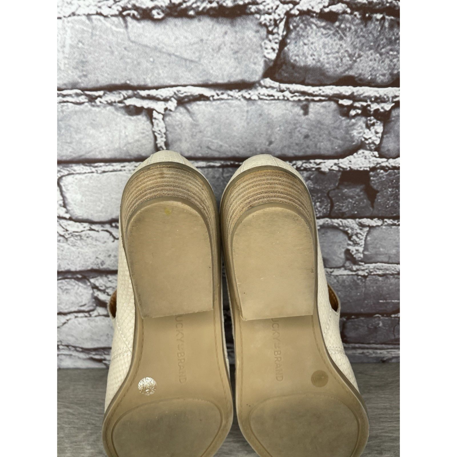 Lucky Brand Lucky Brand Mahzan Ivory Leather Lizard Print Loafer Heel Sh Size US 9.5 / IT 39.5 - 24 Thumbnail