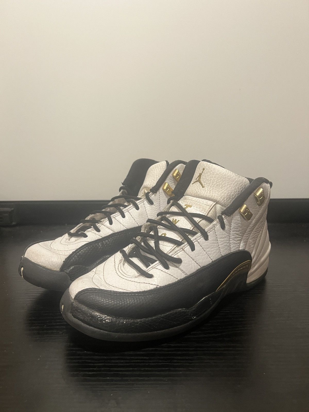 Nike SIZE 7 MEN - Nike Air Jordan 12 Retro Royalty White Size US 7 / EU 40 - 1 Thumbnail