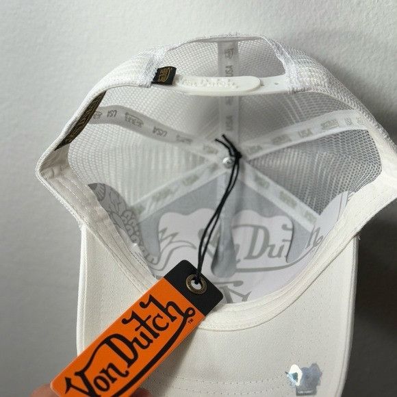 Designer × Von Dutch NWT VON DUTCH TRIPLE WHITE TRUCKER HAT CAP Size ONE SIZE - 6 Thumbnail