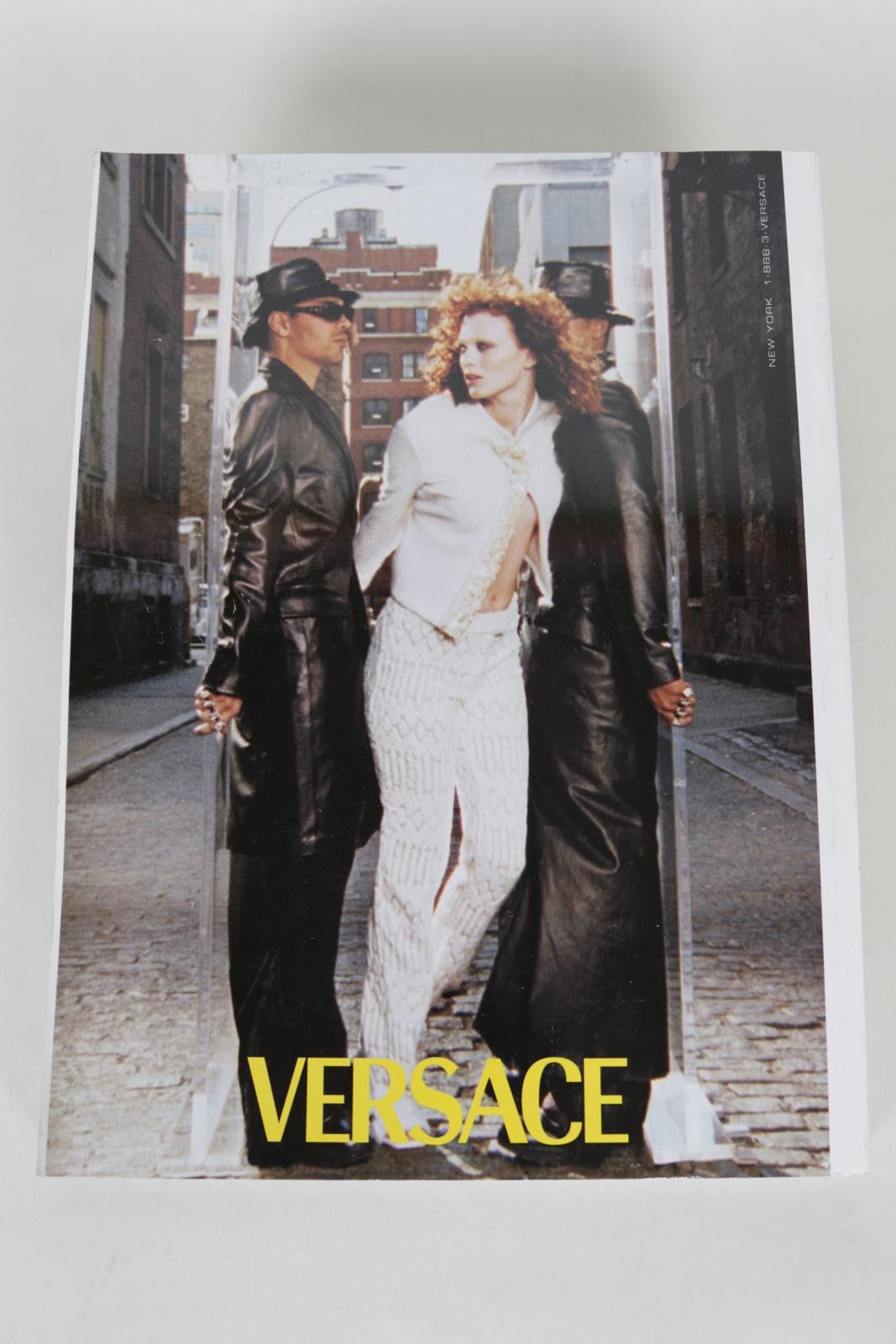 Vogue 99 Vogue November Annie Leibovitz Millenium Special Magazine Size ONE SIZE - 2 Thumbnail