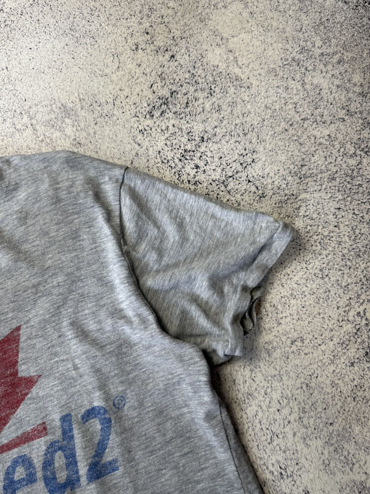 Dsquared2 Vintage Dsquared2 T Shirt Y2K Style Rare Japanese Luxury Size US M / EU 48-50 / 2 - 14 Thumbnail