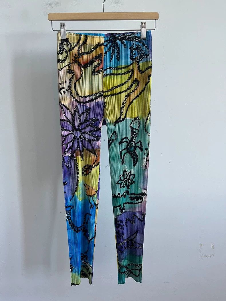 Issey Miyake Issey Miyake size:3 Yellow-purple pleated graffiti trouser Size 23" - 1 Thumbnail