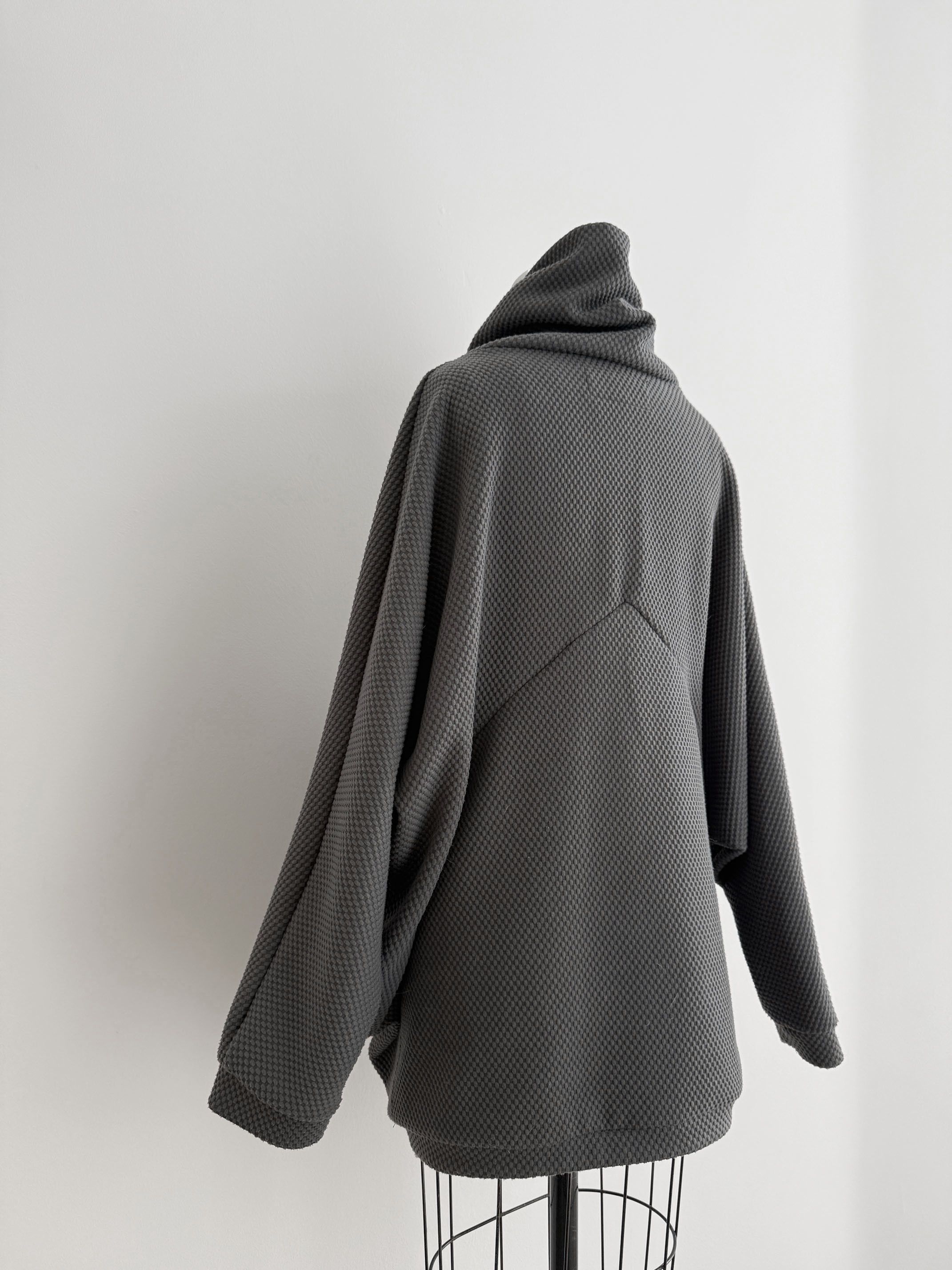Henrik Vibskov Henrik Vibskov Oversized geometry Top Size US M / EU 48-50 / 2 - 6 Thumbnail