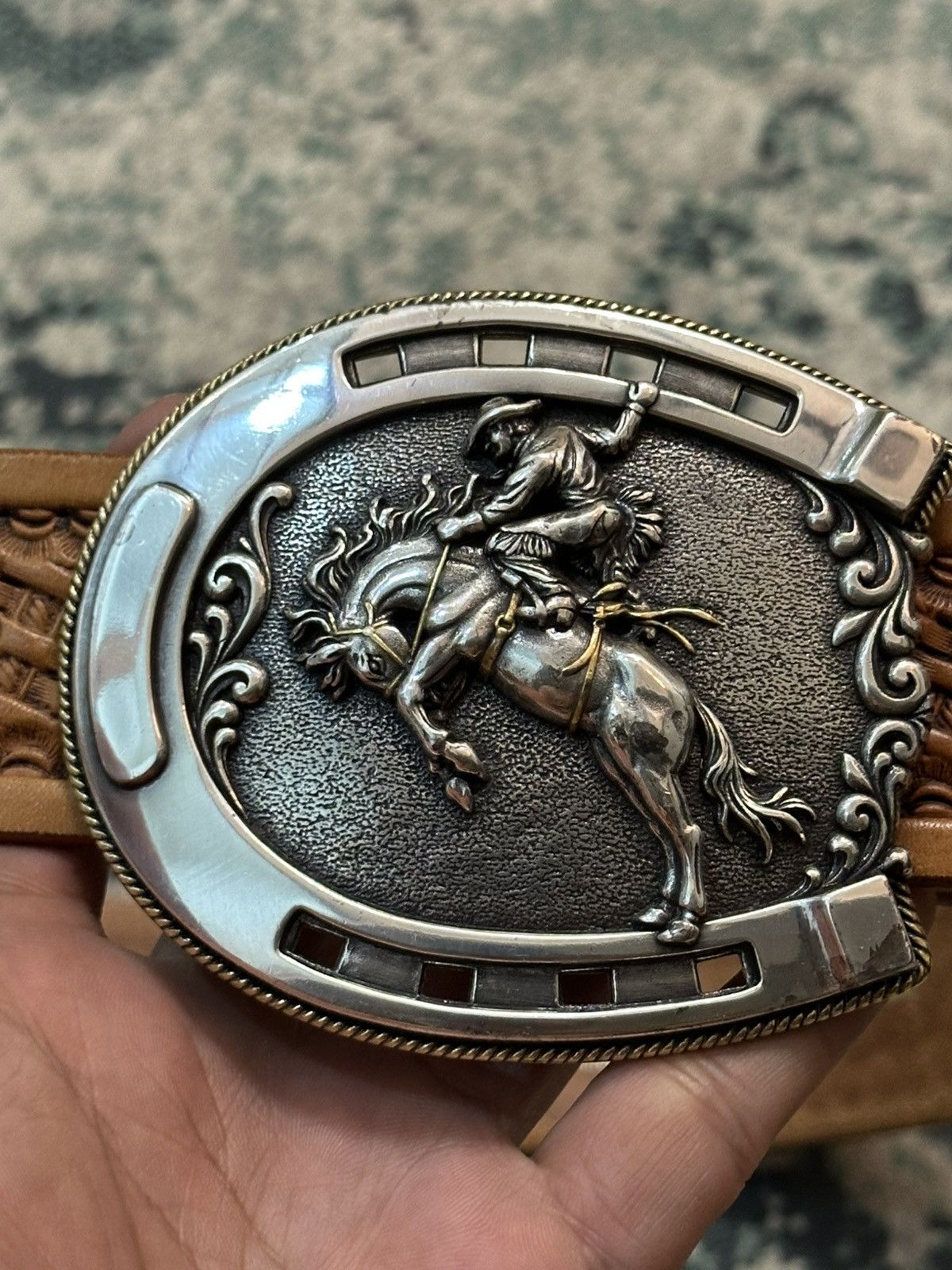 Handmade Tony Lama Classic Basketweave Leather Belt Bronc Buckle (32) Size 32 - 4 Thumbnail