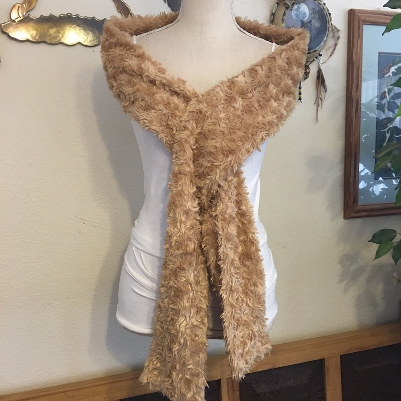 Other Gorgeous golden faux fur scarf wrap 5”x74” Size ONE SIZE - 2 Thumbnail