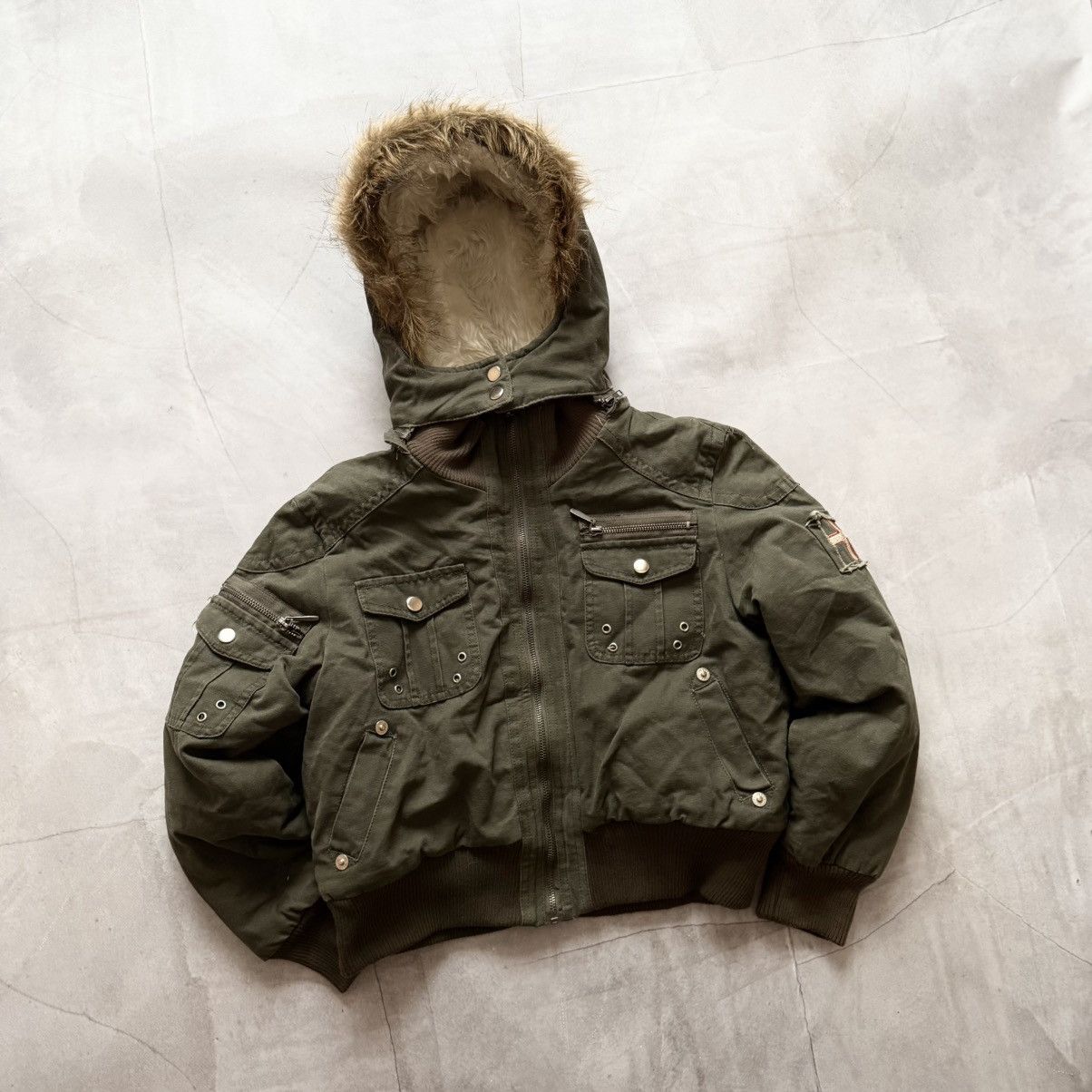 Hysteric Glamour × Undercover Military Crop Bomber Jacket Fur LGB If Six Was Nine Vibe Size M / US 6-8 / IT 42-44 - 2 Thumbnail