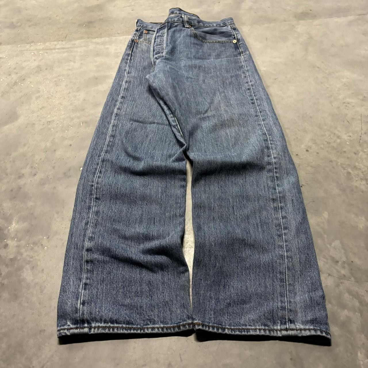 Japanese Brand × Vintage Crazy Vintage Y2K/2000s Levis 501 Medium Wash Essential Denim Jeans! Size US 38 / EU 54 - 3 Thumbnail