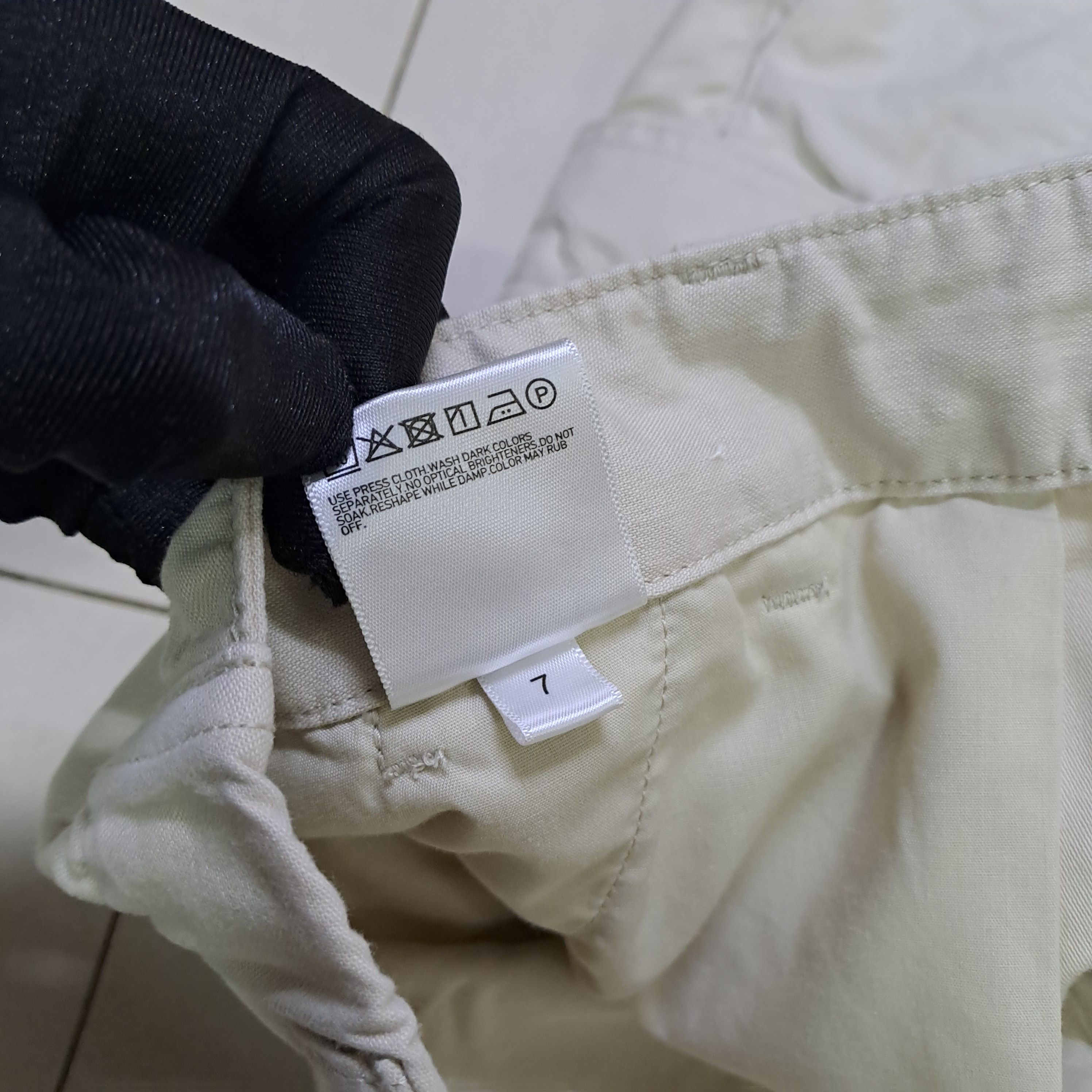 Uniqlo Uniqlo Cargo Baggy Pants Size US 30 / EU 46 - 6 Thumbnail