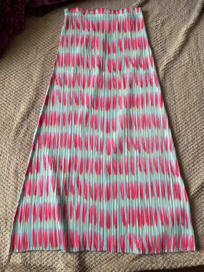 Issey Miyake Issey Miyake size:2 Feather skirt Size 42" / US 20 - 1 Thumbnail