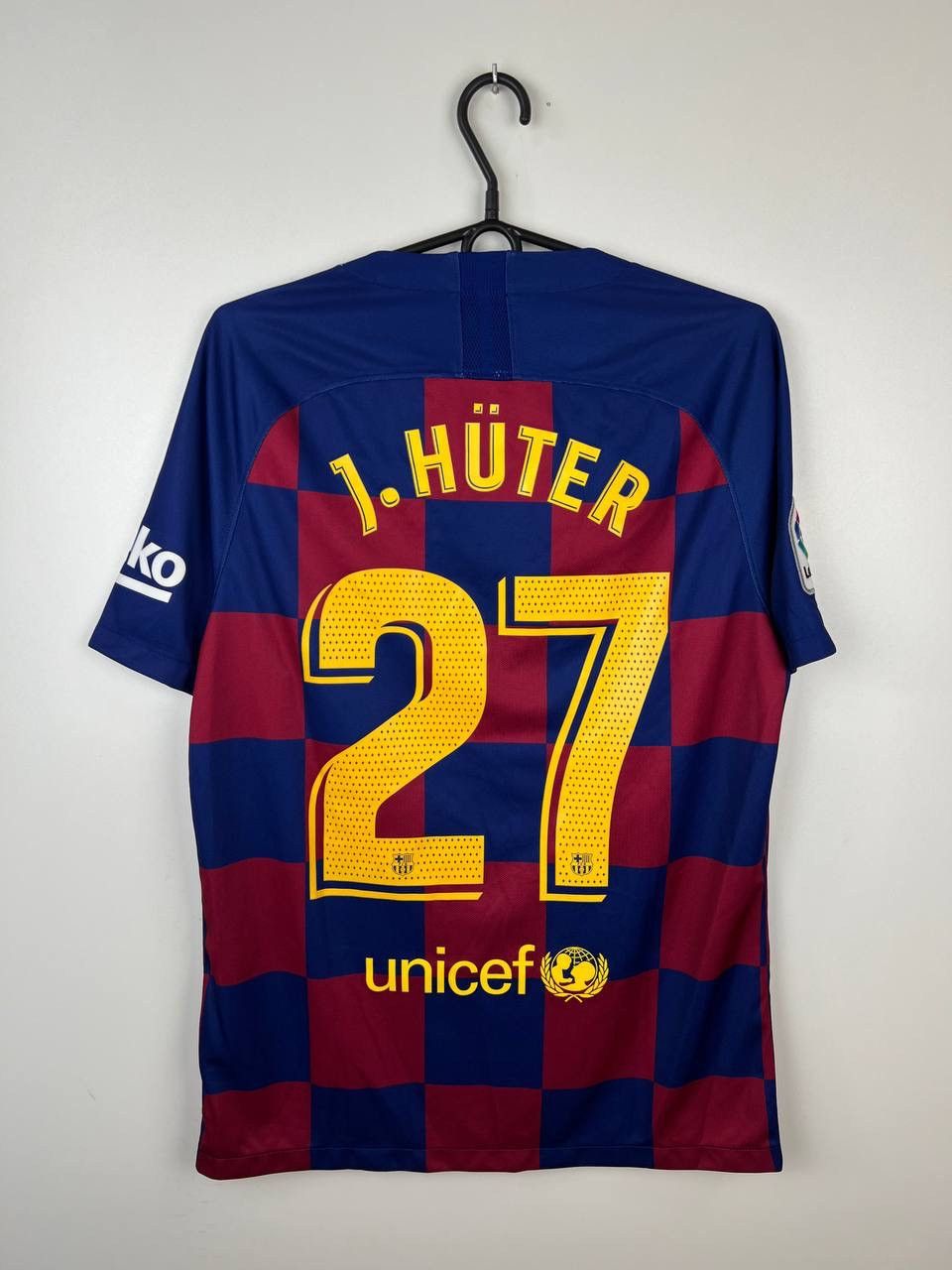 Nike × Vintage Barcelona Nike J.Huter t-shirts size M Size US M / EU 48-50 / 2 - 2 Thumbnail