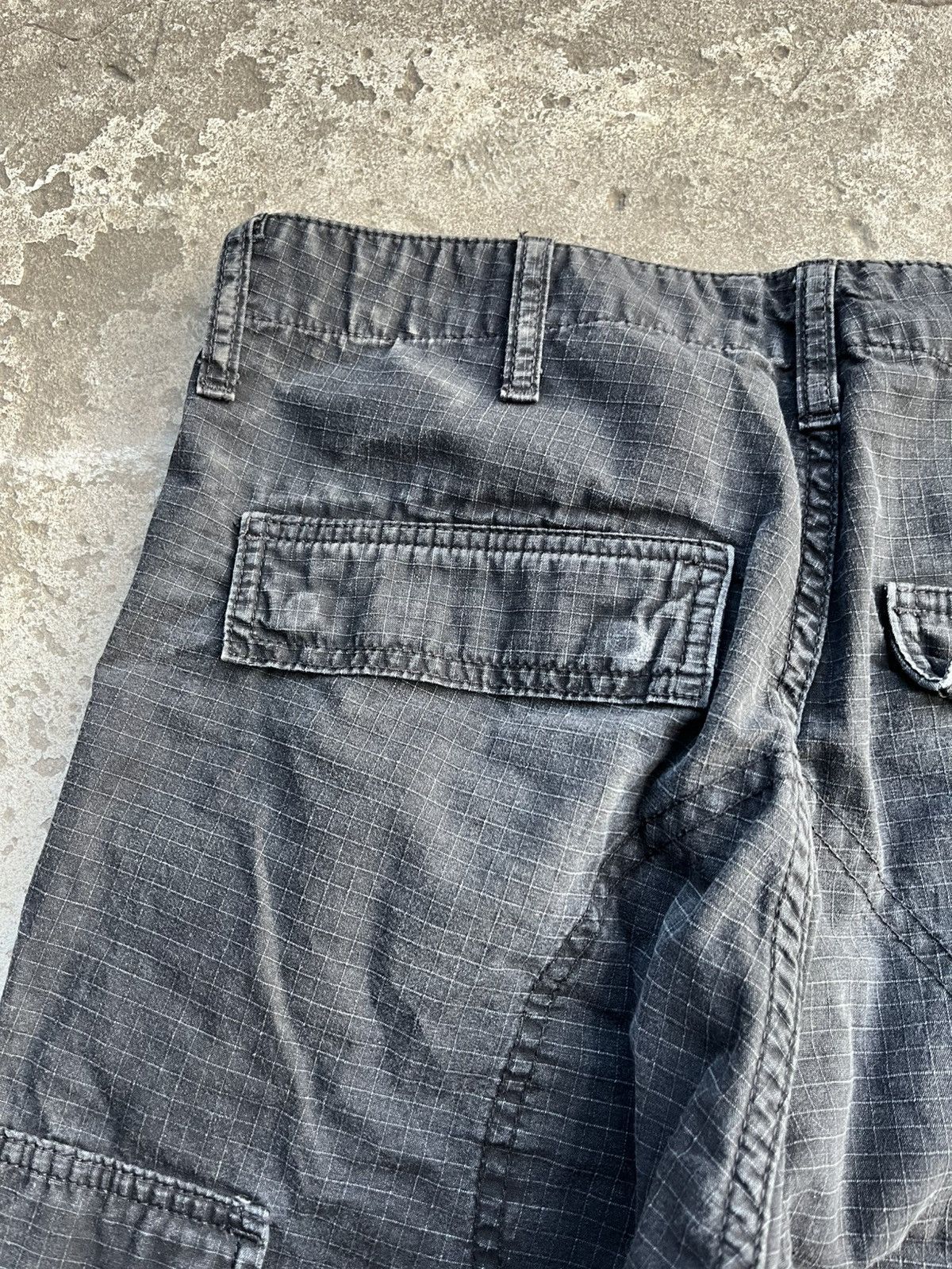 Carhartt × Carhartt Wip × Japanese Brand Vintage Bondage Carhartt Cargo Double Knee Faded Baggy Pants Size US 29 - 5 Thumbnail