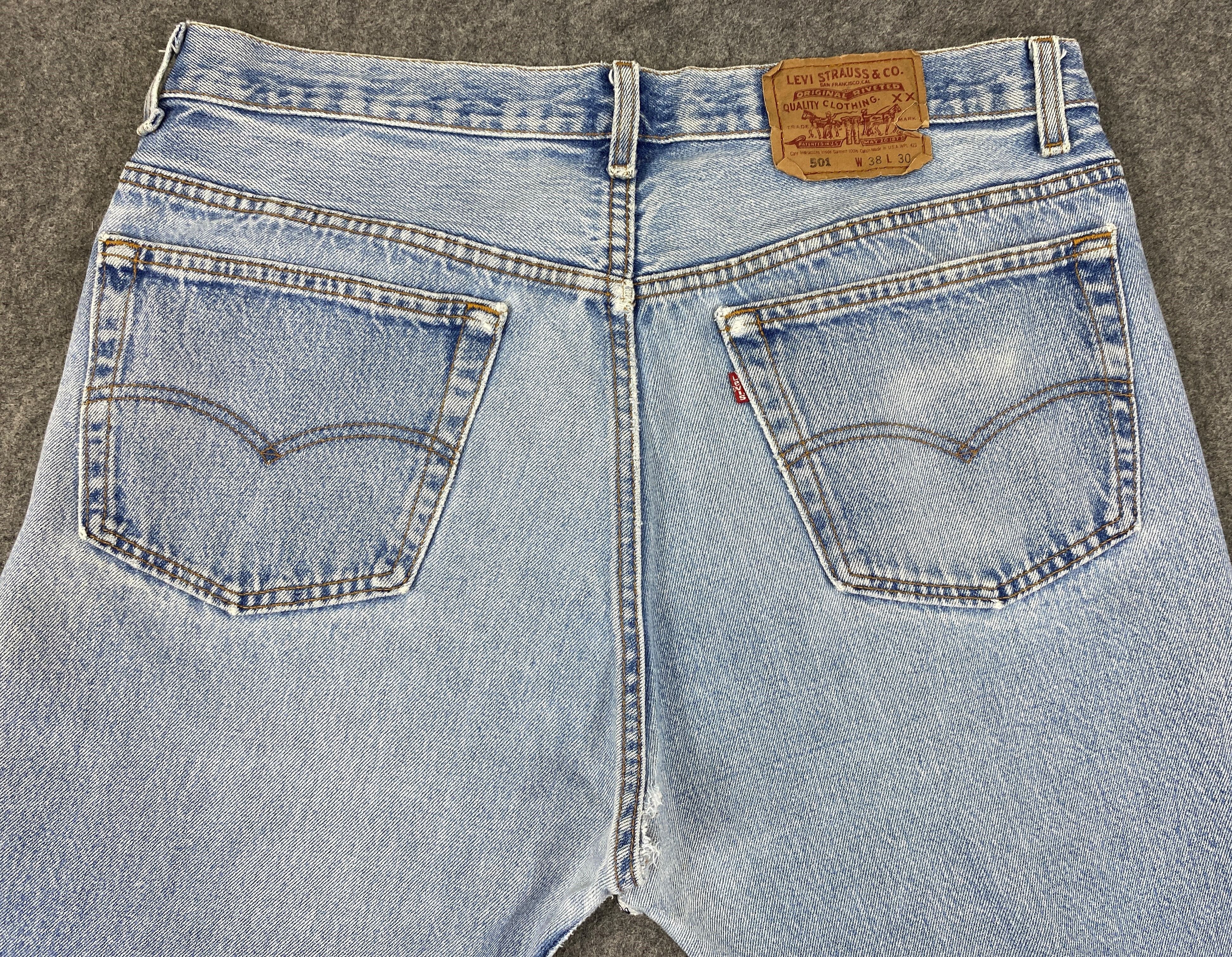 Levi's 90's Light Wash Vintage Levi's 501 USA 36x29.5 Denim -JN2446 Size US 36 / EU 52 - 4 Thumbnail