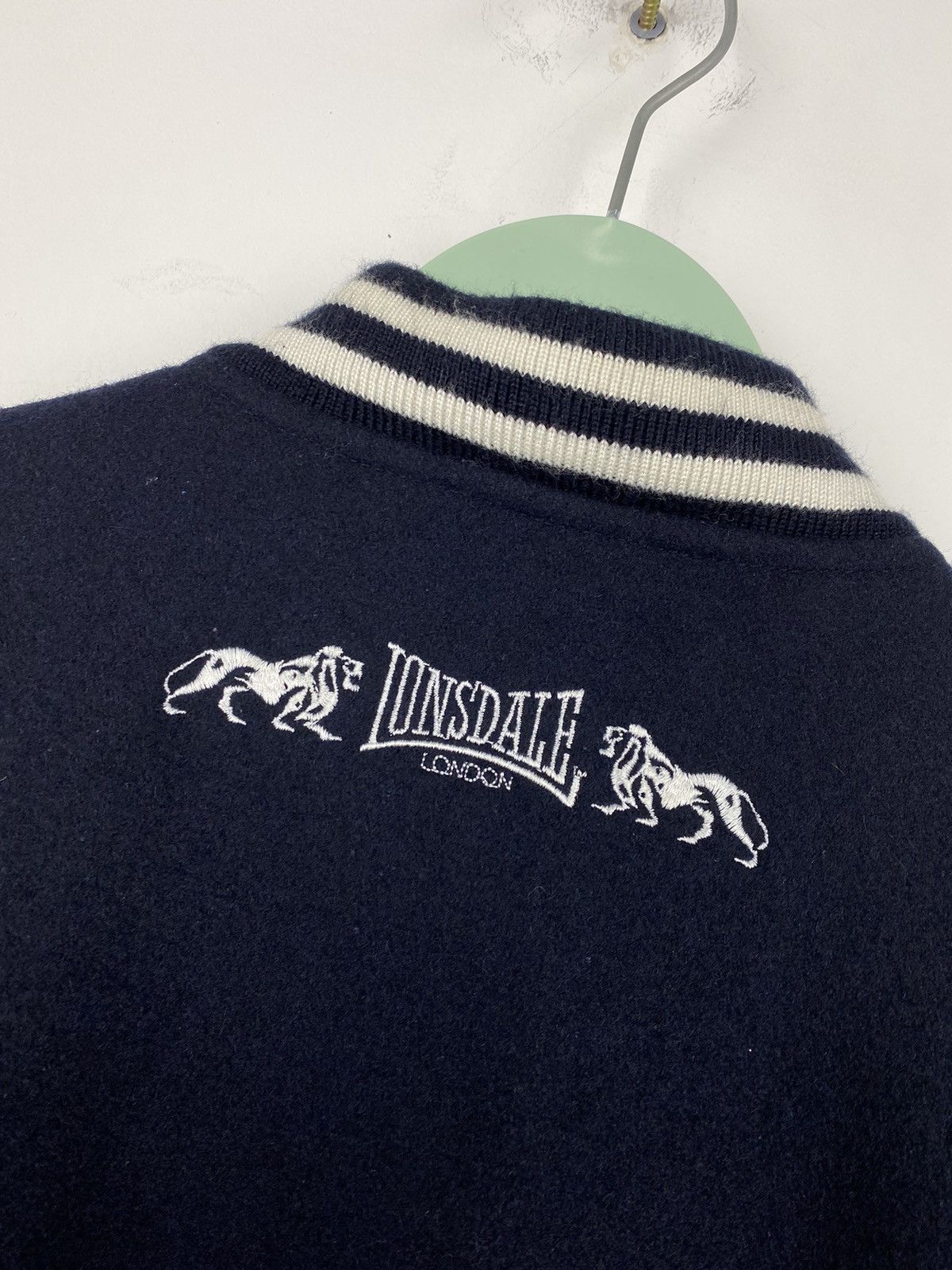 Lonsdale Lonsdale Varsity Wool Jacket Carhartt Stussy Y2K Size US L / EU 52-54 / 3 - 15 Thumbnail