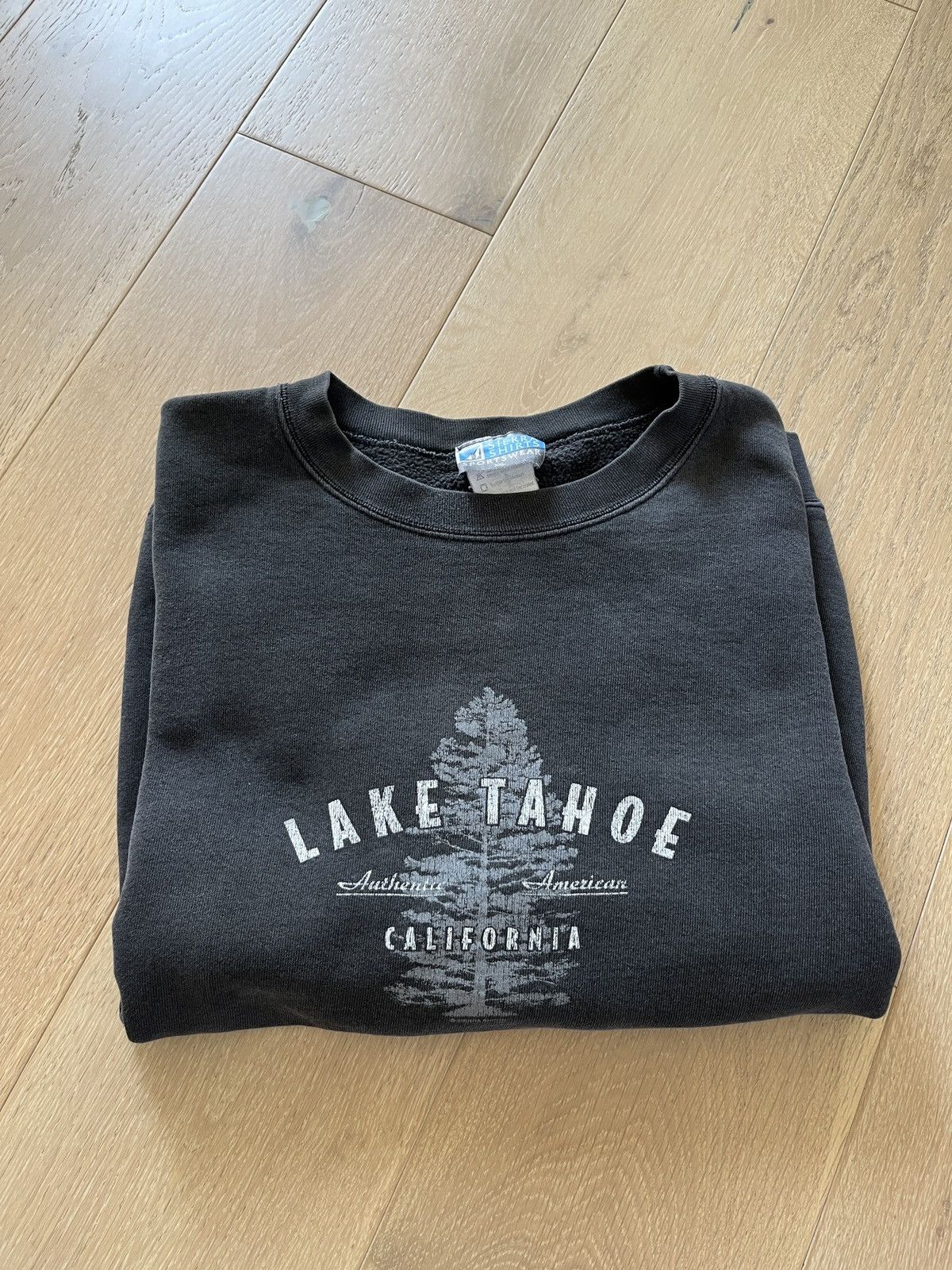 Vintage Vintage Made in USA Faded Black Graphic Crewneck Lake Tahoe Size US XL / EU 56 / 4 - 5 Thumbnail