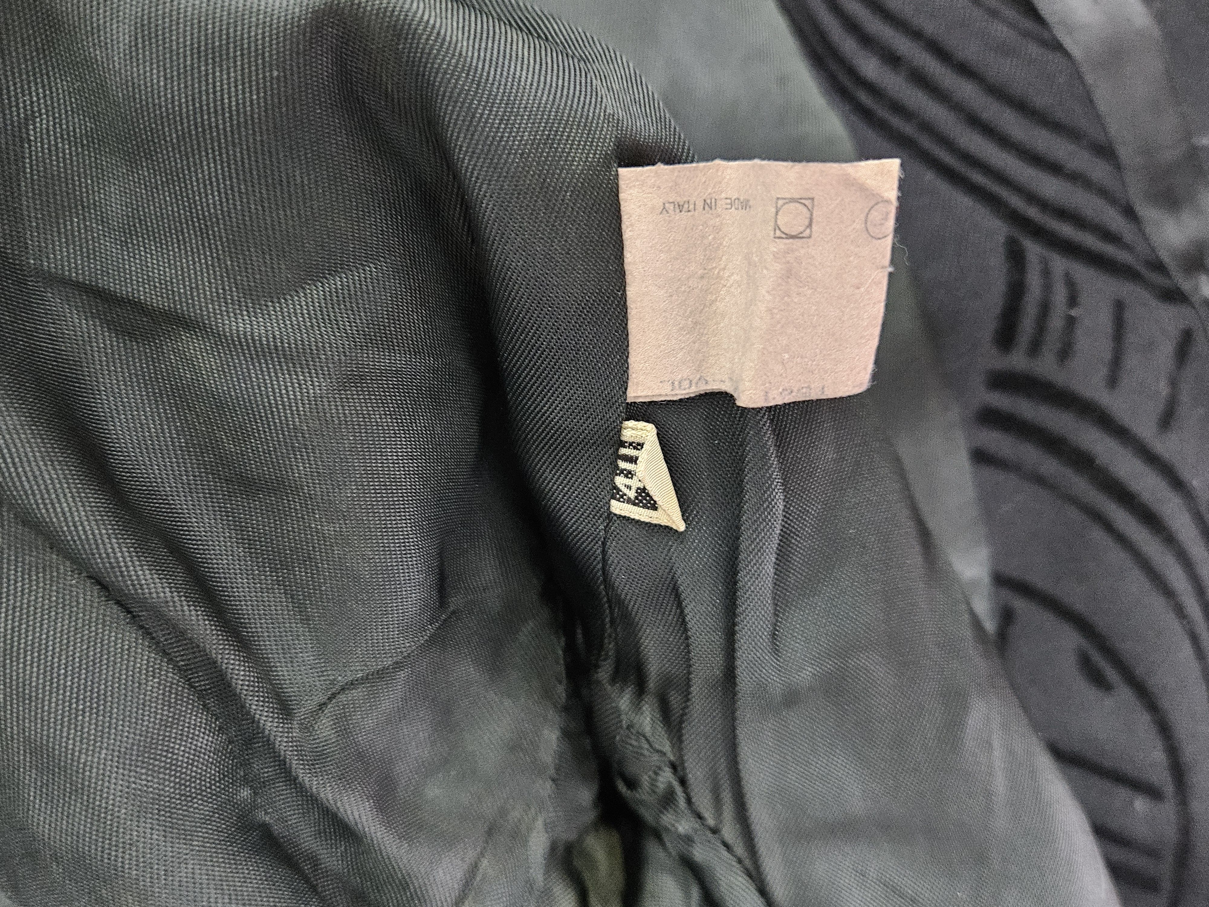 Dolce & Gabbana Black Wool Fitted 3-Button Jacket Size S / US 4 / IT 40 - 7 Thumbnail