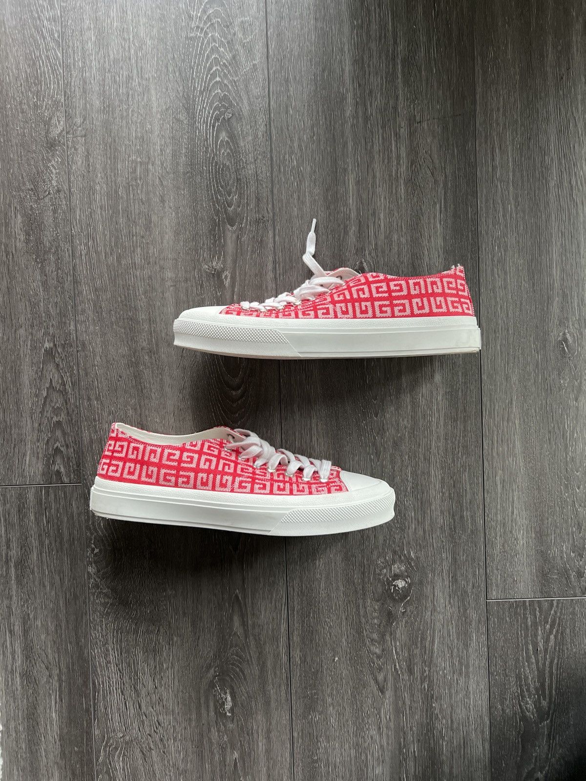 Givenchy Givenchy City low sneakers Size US 12 / EU 45 - 7 Thumbnail