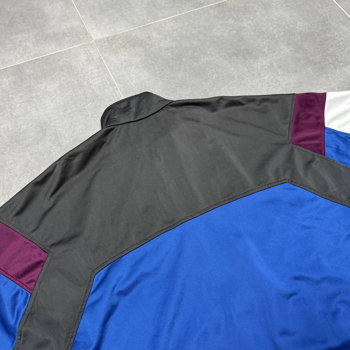 Adidas Vintage Adidas Track Jacket Retro 90s Men Size M Size US M / EU 48-50 / 2 - 21 Thumbnail