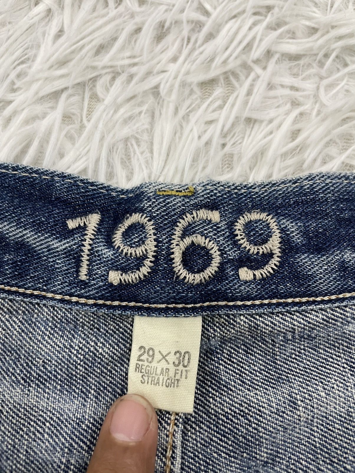 Gap Gap 1969 Regular Fit Straight Jeans Pant Size US 28 / EU 44 - 15 Thumbnail