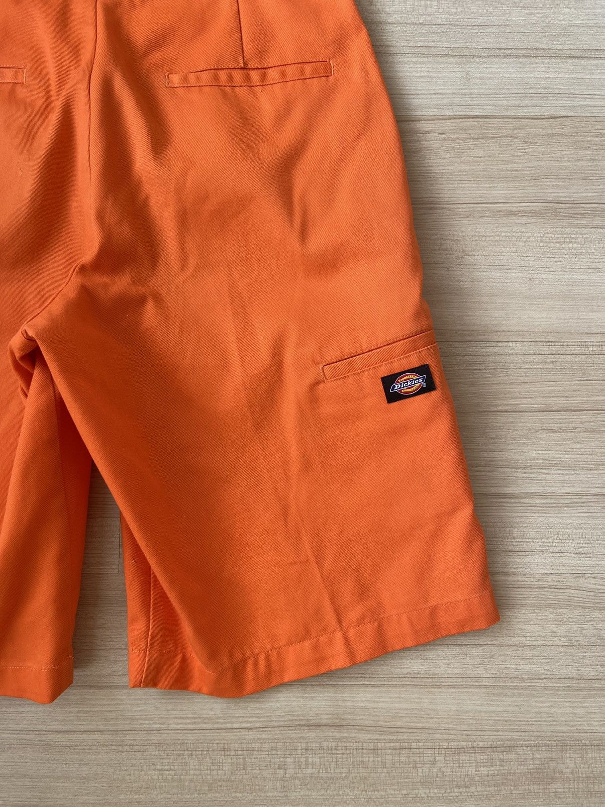 Dickies × Edition Japan Dickies 13" Loose Fit Multi-Pocket Work Shorts | Orange Size US 30 / EU 46 - 3 Thumbnail