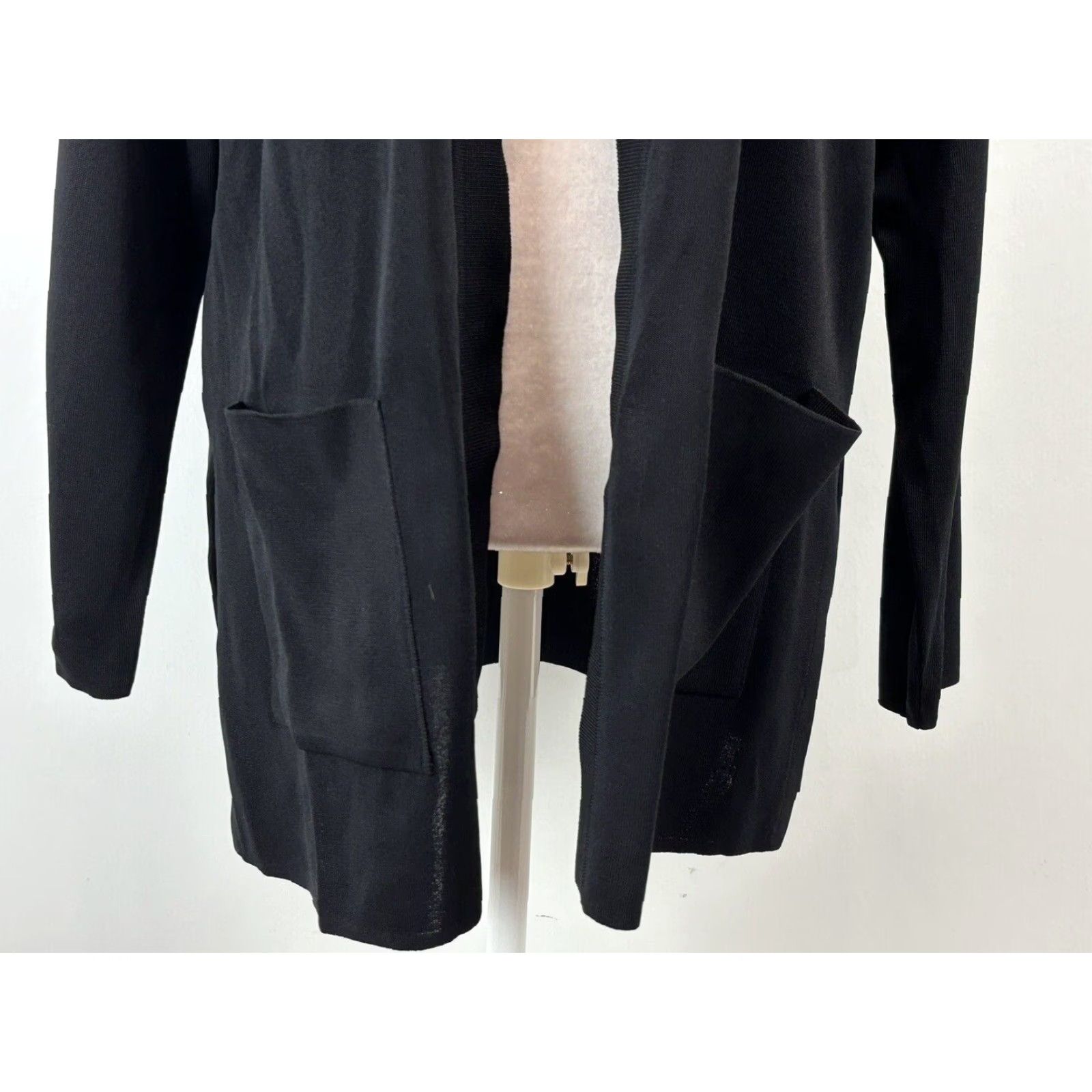Vintage VINTAGE Women's Exclusively Misook Knit Cardigan L Black Open Front Pockets Basic Cardigan Womens L Black Open Front Pockets Size L / US 10 / IT 46 - 6 Thumbnail
