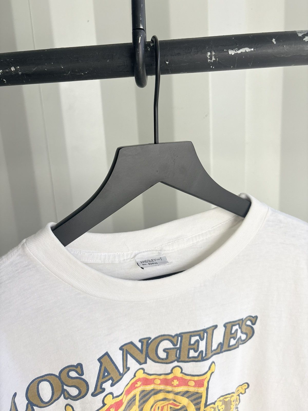 Vintage Thrashed Los Angeles Crest Faded Distressed Shirt GRUNGE Size US XL / EU 56 / 4 - 5 Thumbnail