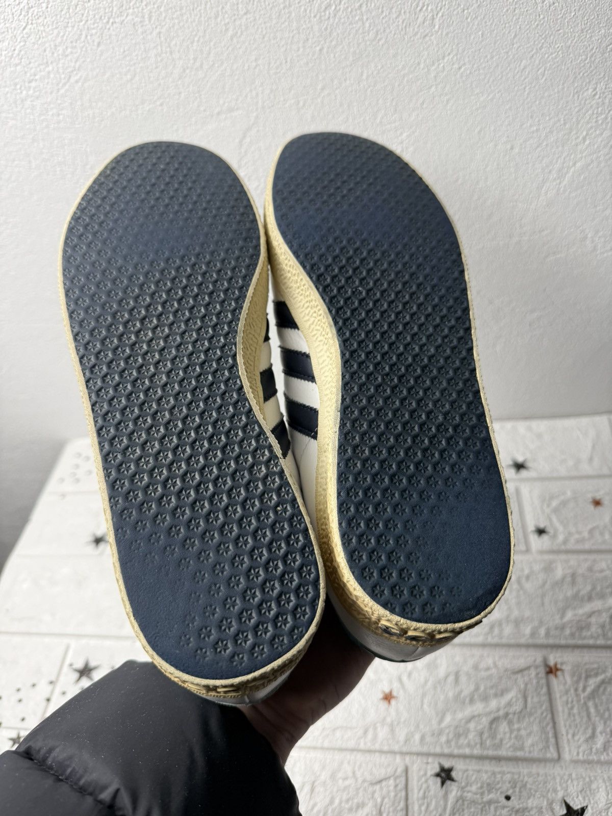 Adidas adidas Gazelle 1996 US9 UK8.5 EUR42 Sneakers Casual 020603 Size US 9 / EU 42 - 8 Thumbnail