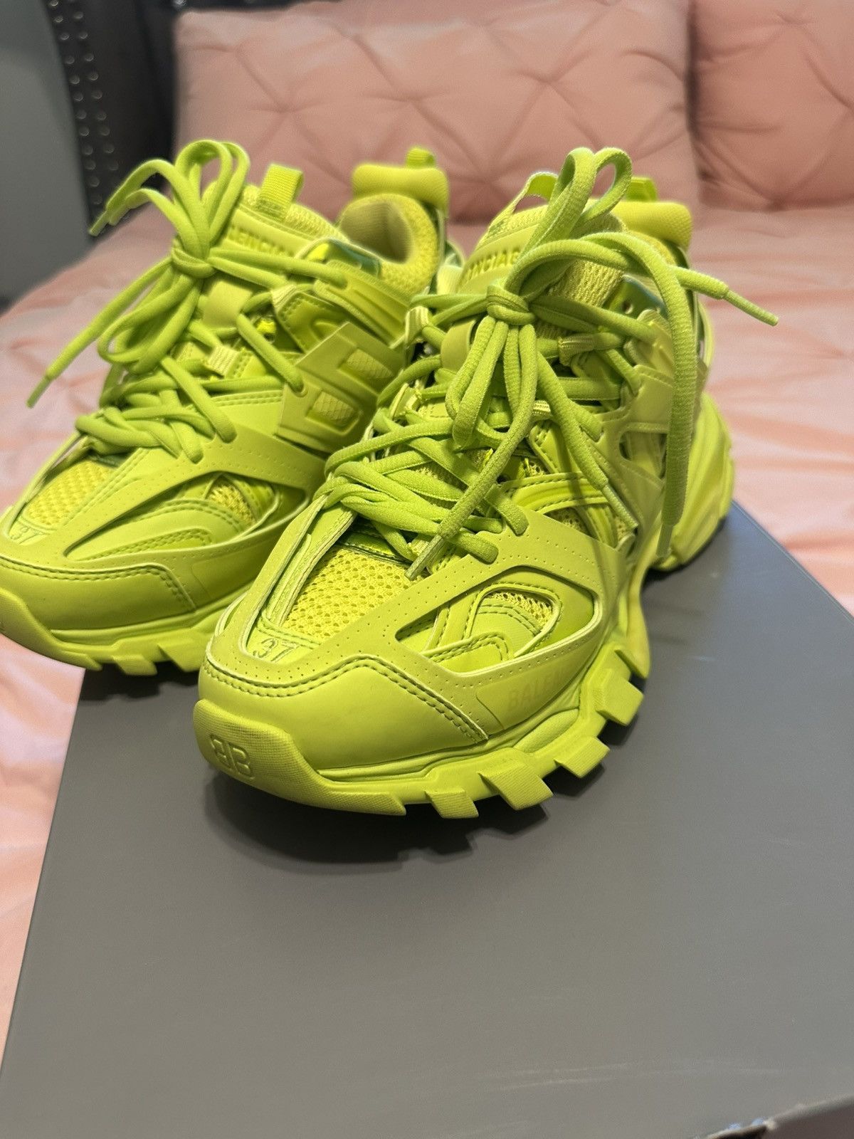 Balenciaga Balenciaga track sneaker Size US 7 / IT 37 - 1 Thumbnail