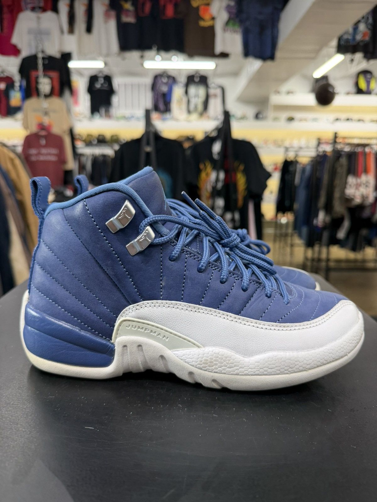Jordan Brand Air Jordan 12 Indigo Size 5Y (2020) Size US 5 / EU 37 - 6 Thumbnail