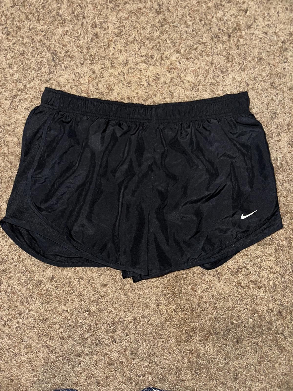 Nike Nike Women's Tempo Running Shorts Size 42" / US 20 - 1 Thumbnail