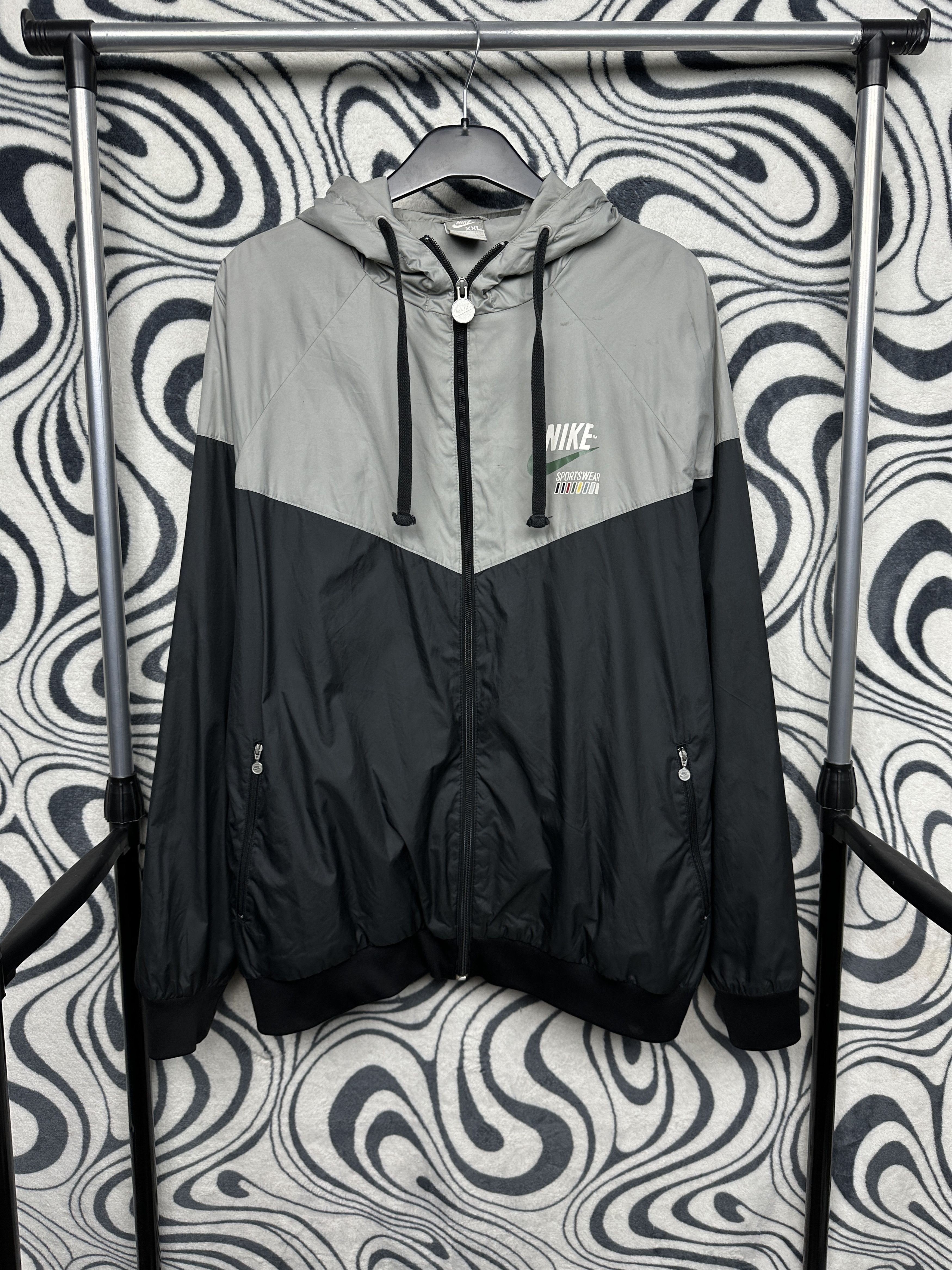 Nike Nike Vintage Mens Nylon Track Top Jacket Size US XXL / EU 58 / 5 - 1 Thumbnail