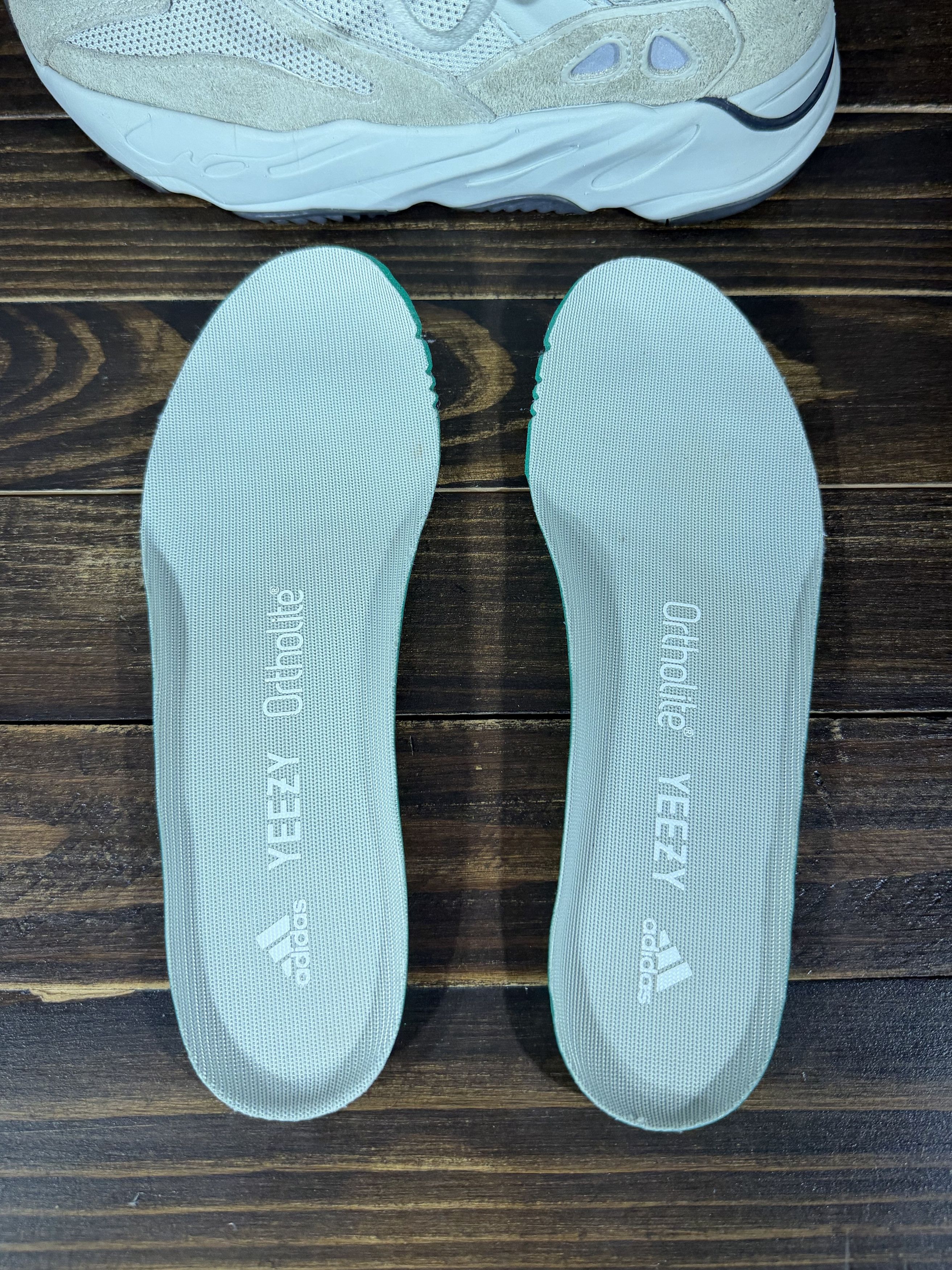 Adidas ADIDAS Yeezy Boost 700 "Salt" Men's/Kids US4 UK3.5 FR36 JP22 Size US 5 / EU 37 - 13 Thumbnail