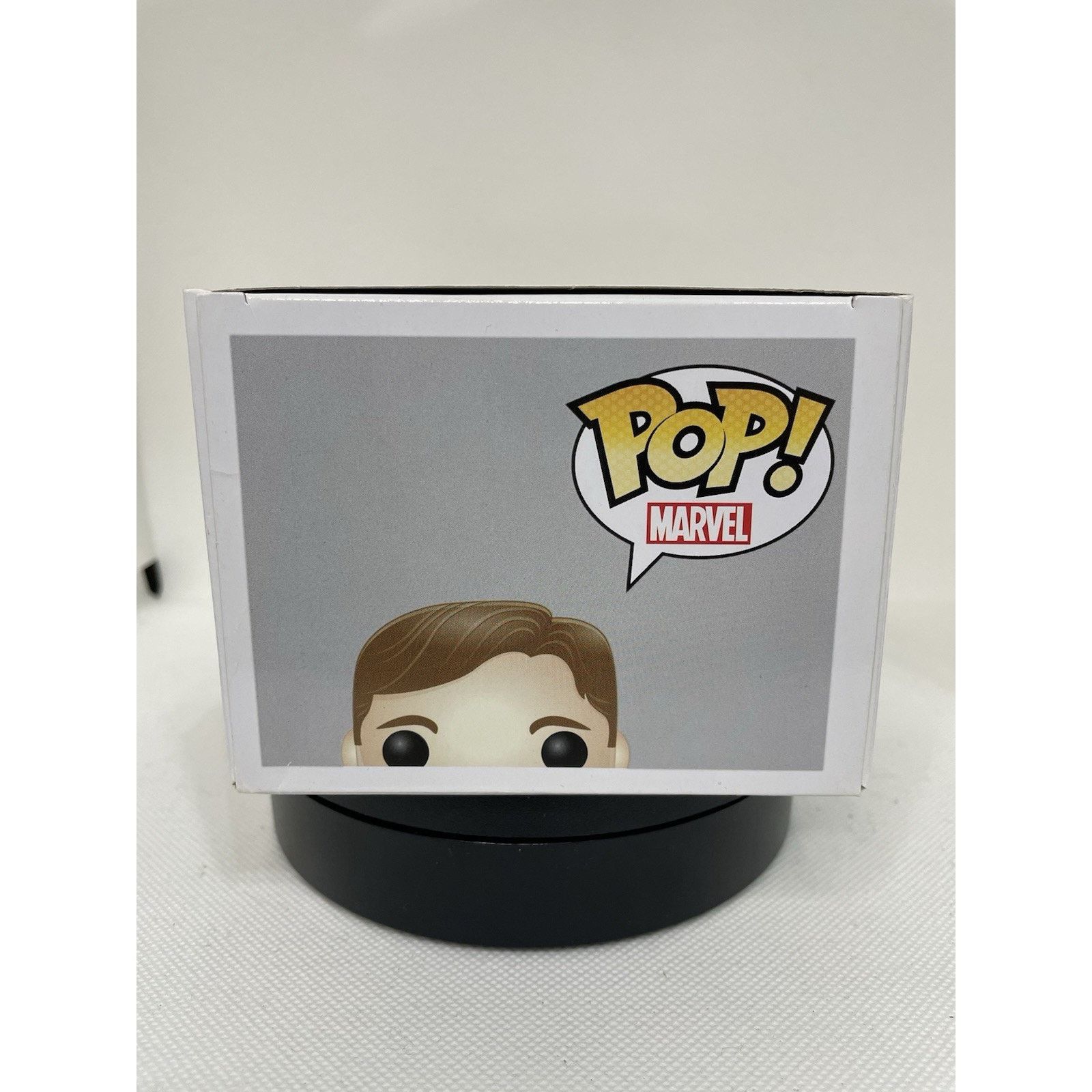 Marvel Comics Funko Pop Captain America Unmasked 93 Signed By Chris Evans Size ONE SIZE - 9 Thumbnail