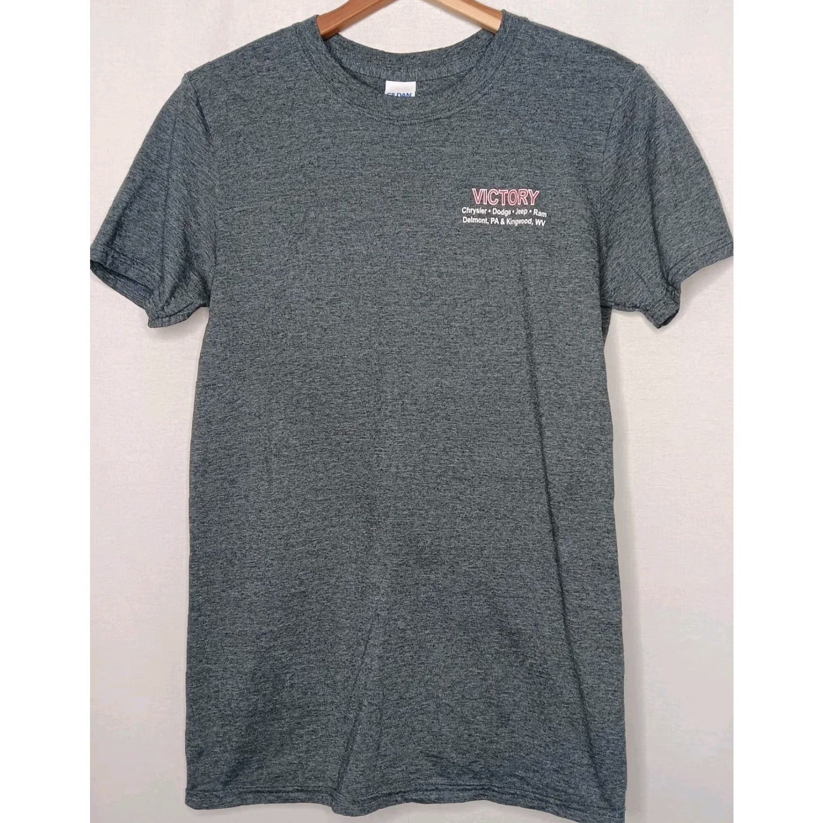Jeep Dodge Shirt Mens Small Gray Victory Chrysler Dodge Jeep Ram Trucks Auto Size US S / EU 44-46 / 1 - 3 Thumbnail