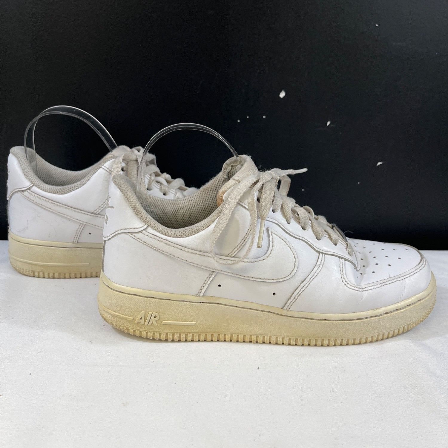 Nike Nike Air Force 1 Mens White Low Top Sneakers Size 8.5 SKU 65 Size US 8.5 / EU 41-42 - 1 Thumbnail